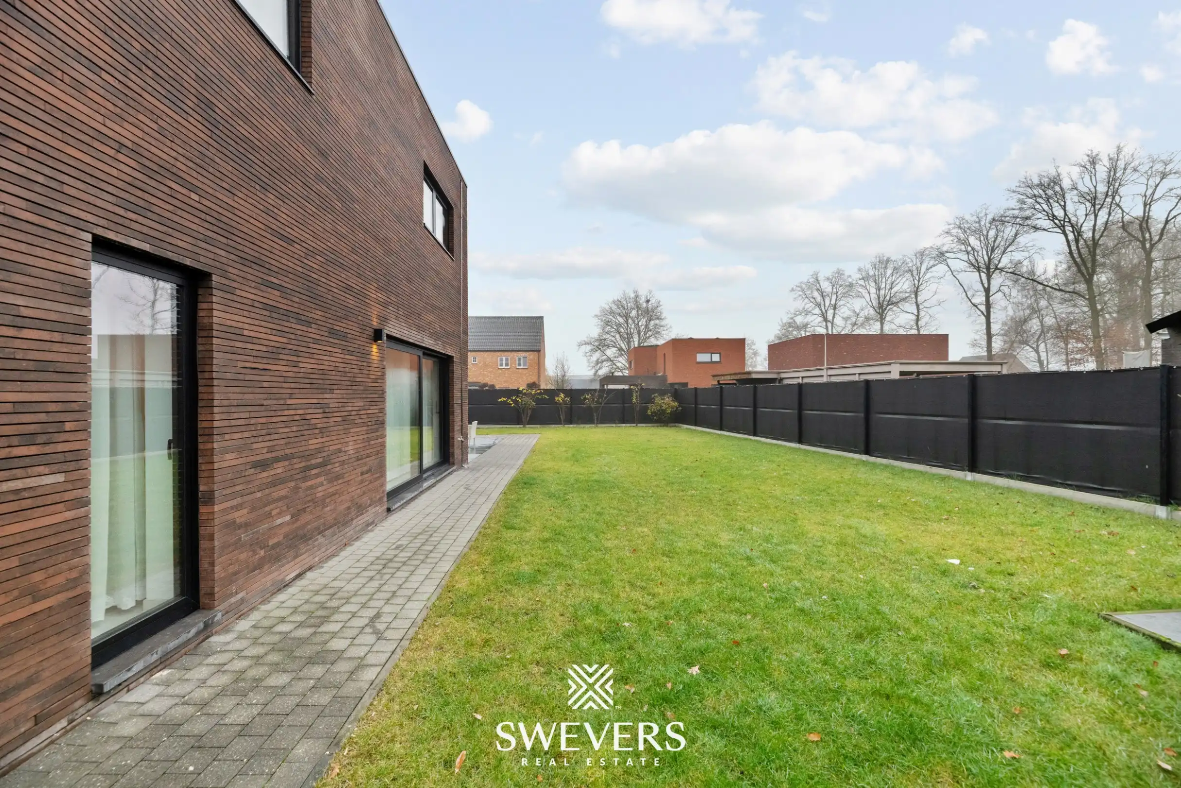 Instapklare, energiezuinige gezinswoning van 224m² te Beringen foto 33