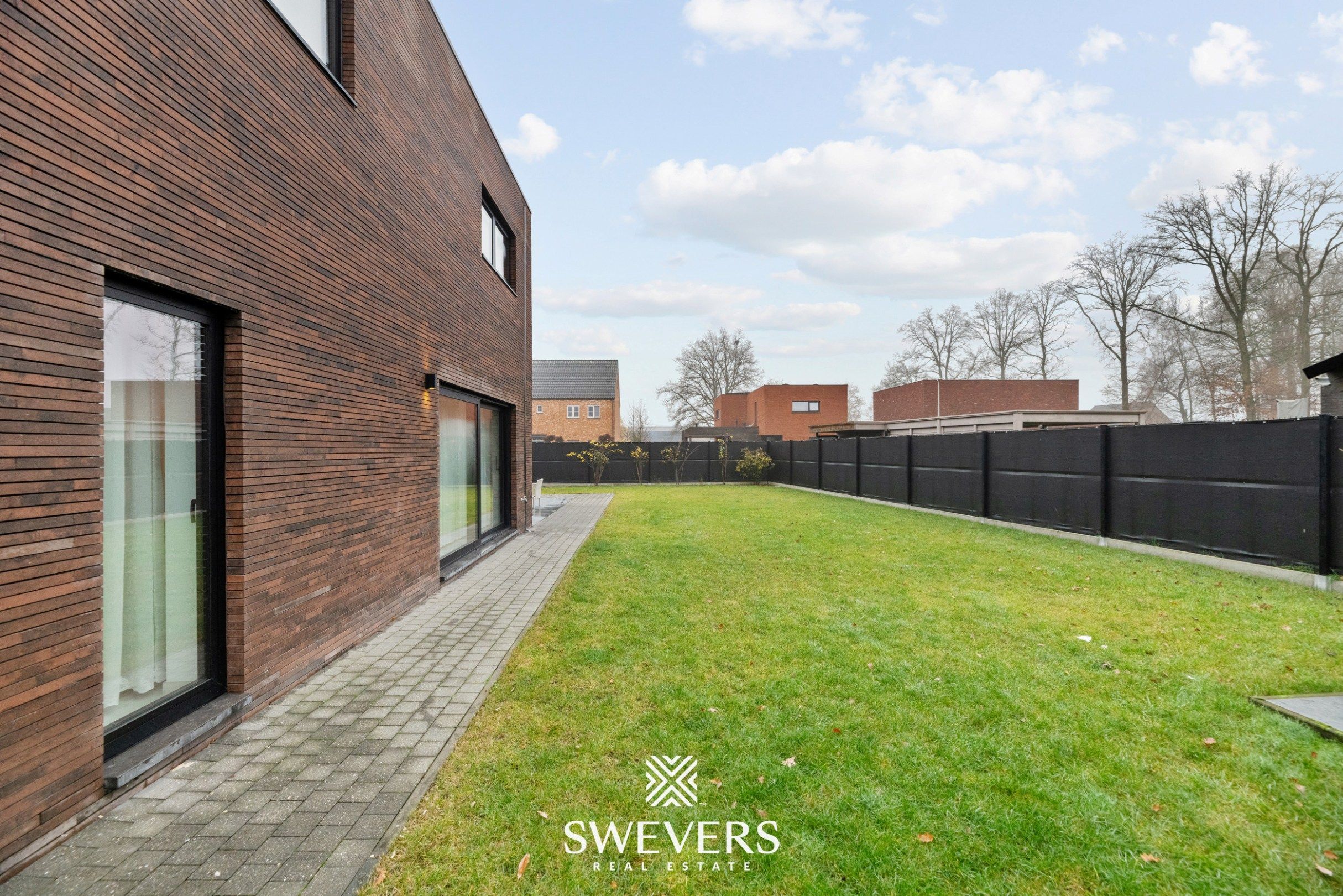 Instapklare, energiezuinige gezinswoning van 224m² te Beringen foto 33