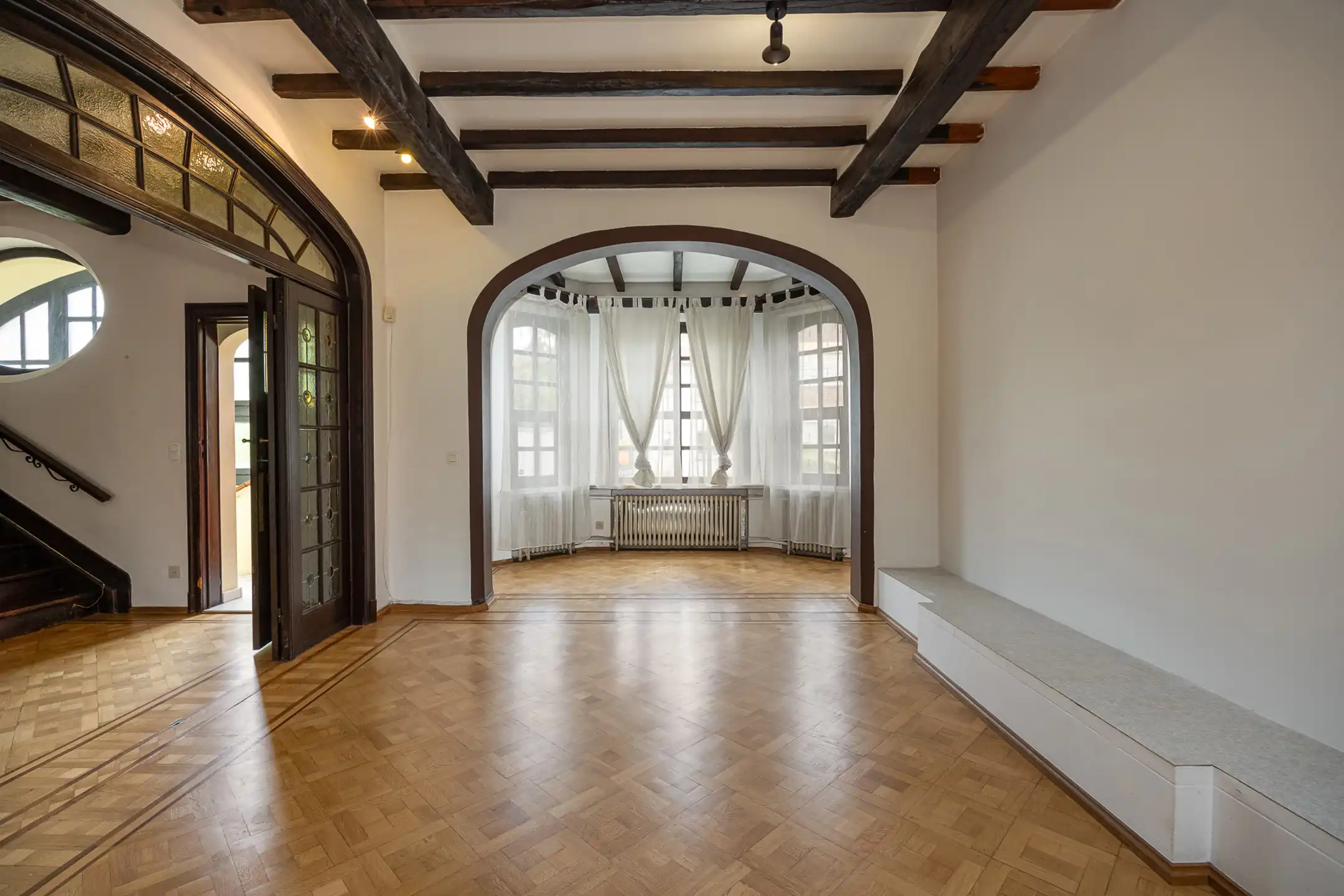 Een villa met ziel — authentiek, ruim en uniek in Grimbergen foto 4