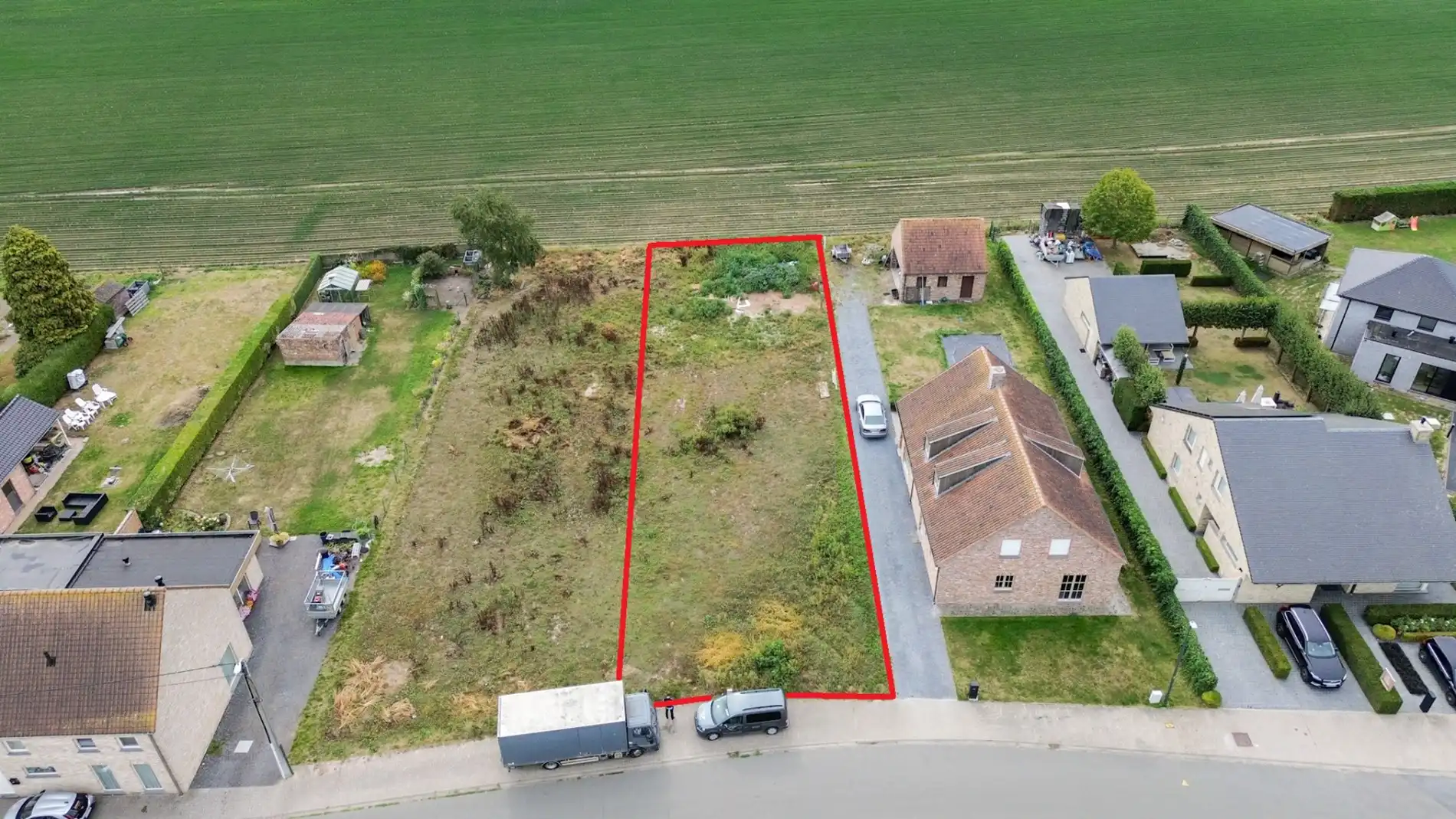 Mooi gelegen perceel bouwgrond voor open bebouwing, 804 m², Bovekerke.  foto 3