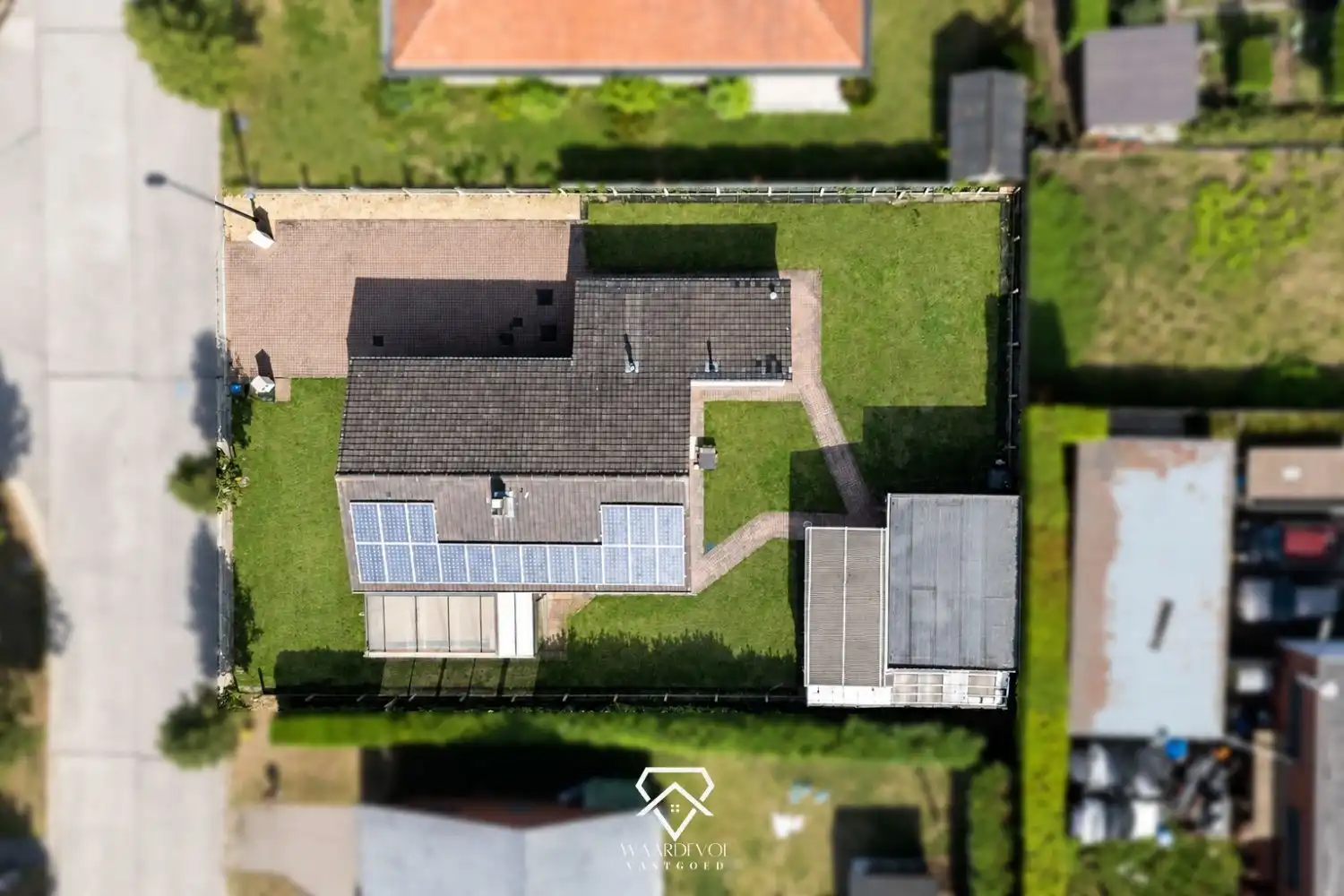 Energiezuinige bungalow met ruime garagevoorzieningen in Astene foto 3