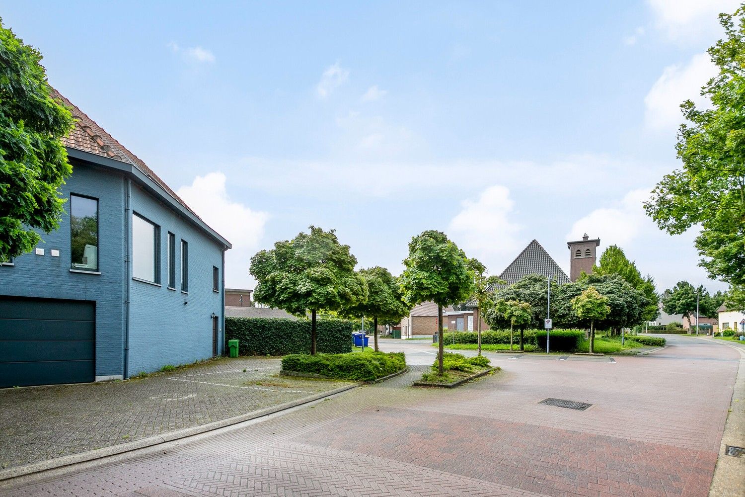 Investeringsvastgoed: Kantoorgebouw met appartement foto 6