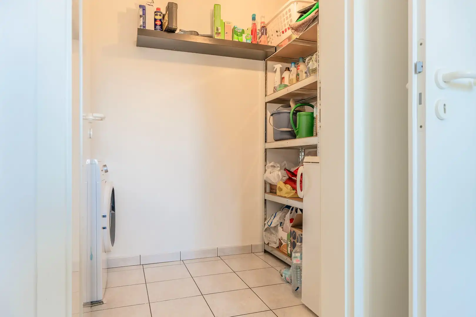 Centraal en rustig gelegen appartement met garage foto 9