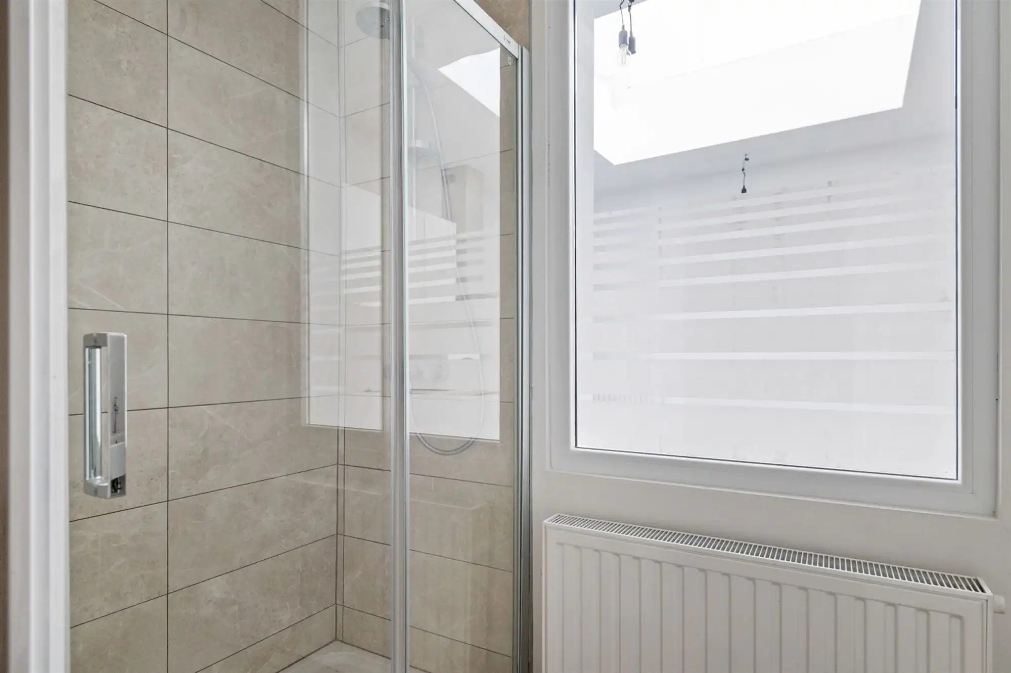 Gemoderniseerde woning met 4 slpks te Putte foto 6