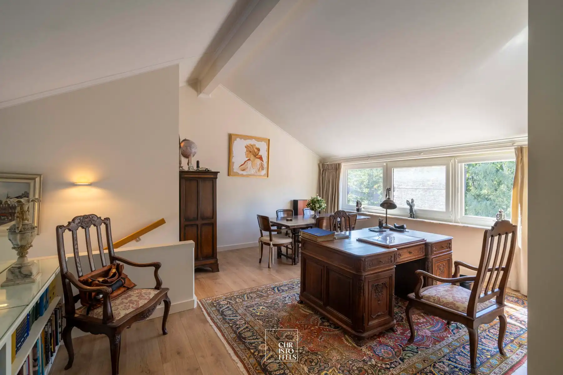 Riant penthouse (310m²) in een groene parkomgeving nabij Maastricht! foto 15
