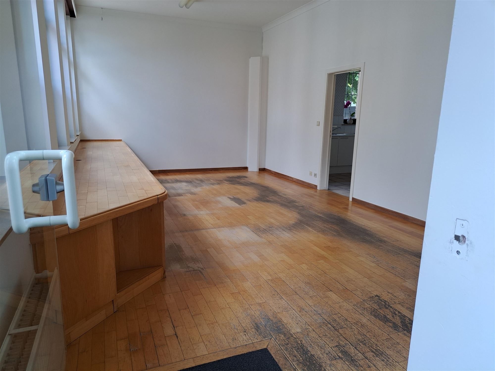 Ruim gelijkvloers appartement met 2 slaapkamers foto 4