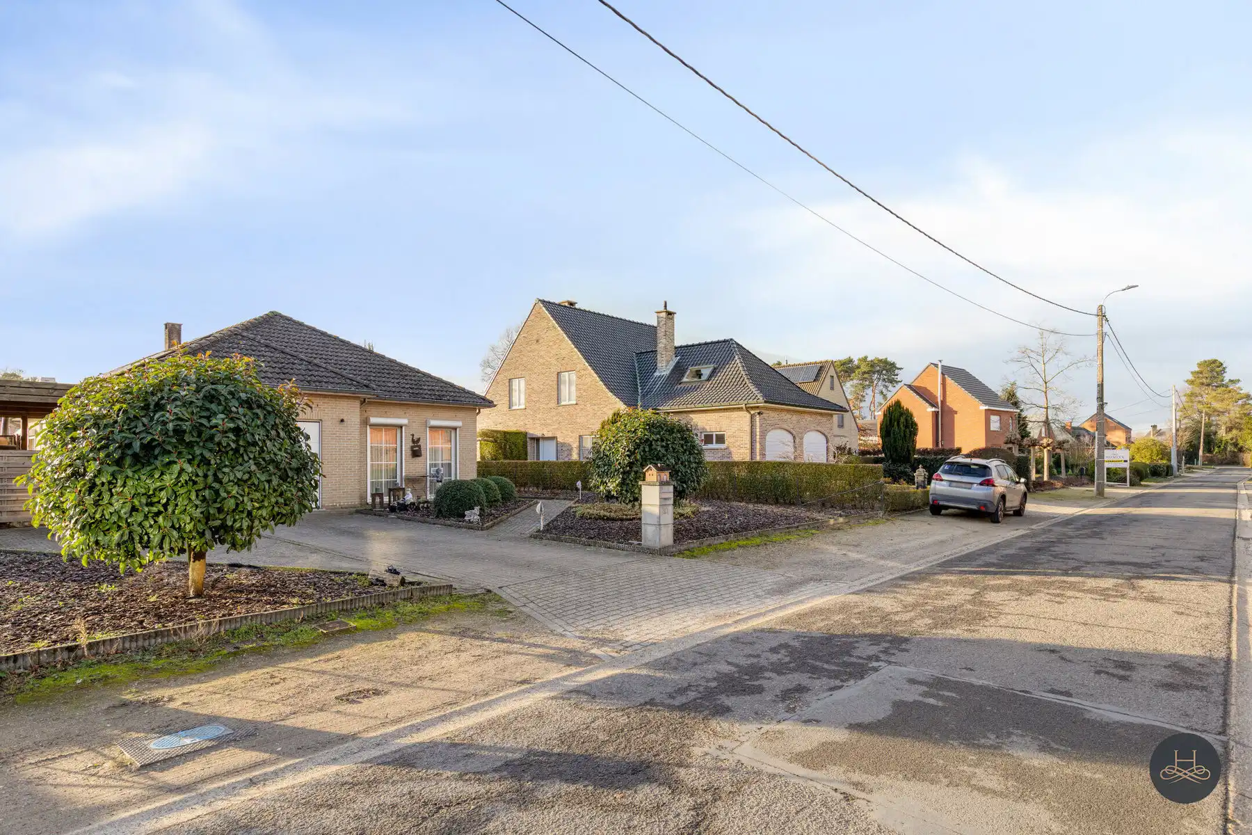 Ruime, open woning op prachtig perceel in rustige straat foto 4