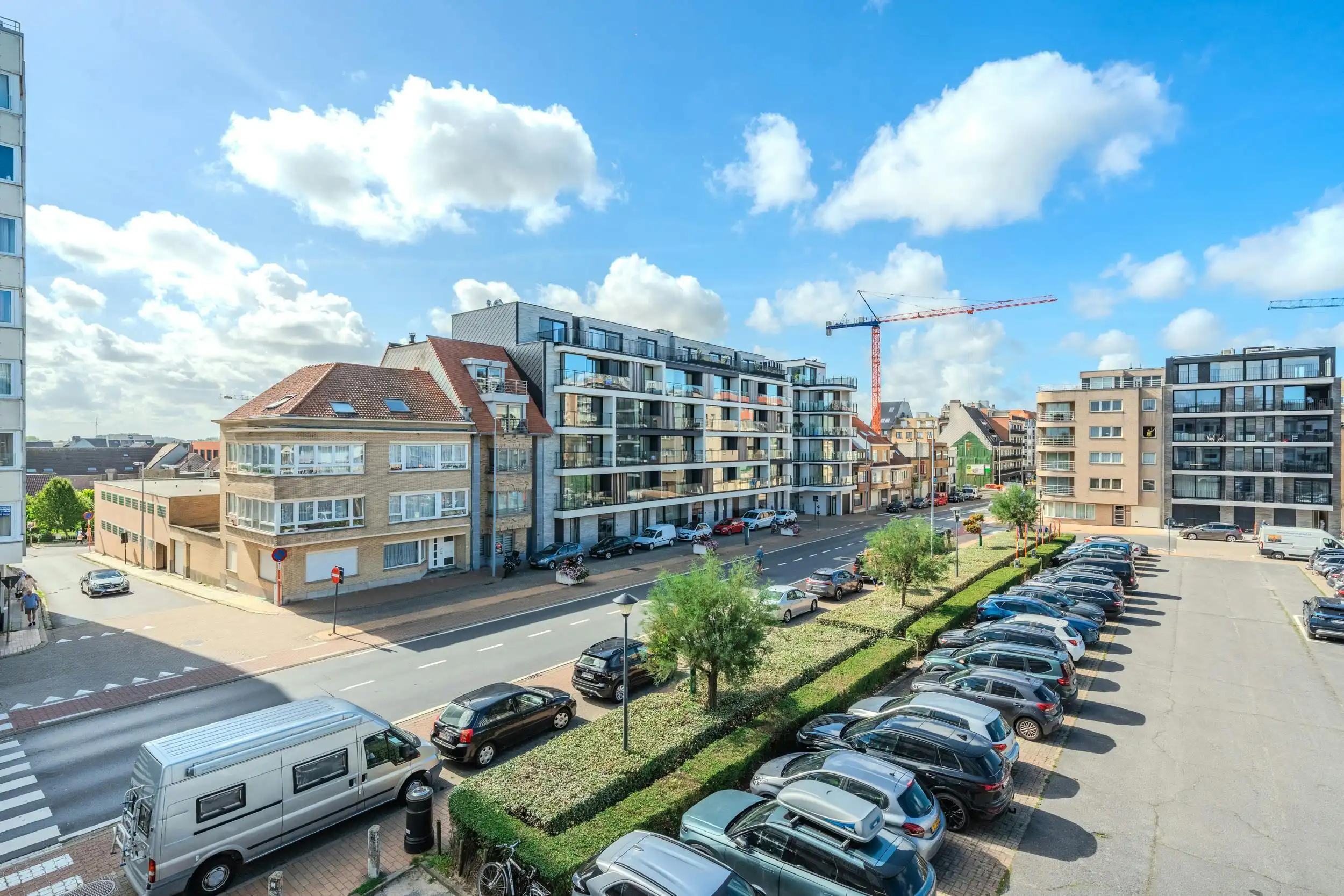 Gerenoveerd 2 slaapkamer appartement vlakbij de Zeedijk! foto 13
