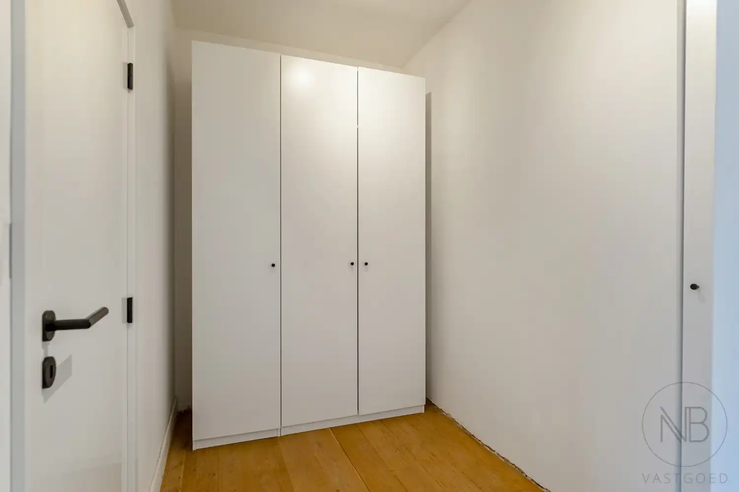 Instapklare rijwoning met leuke stadstuin foto 4