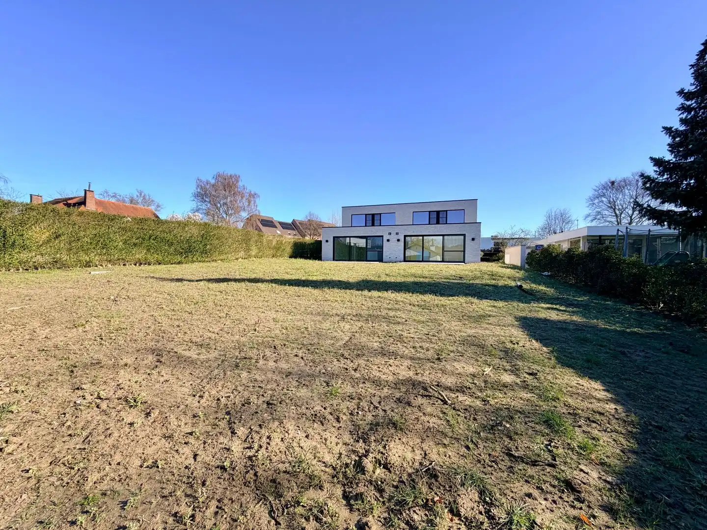 Halfopen nieuwbouwwoning op ruim perceel te centrum Tielt! foto 15