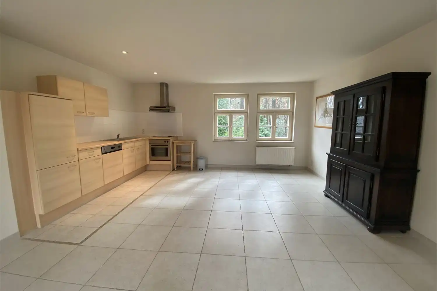 Stijlvol appartement met 2 slaapkamers op toplocatie in de Armand Maclotlaan, nabij Molenvijvers en ZOL Genk. foto 4