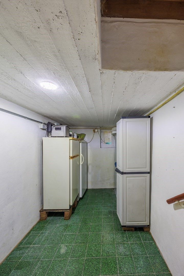 Woning met parktuin, aan het kanaal met opslagplaats van ca. 60m² foto 16