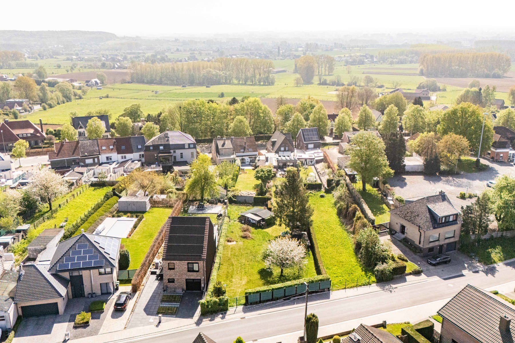 Bouwgrond met zuidgerichte tuin voor HOB foto 4