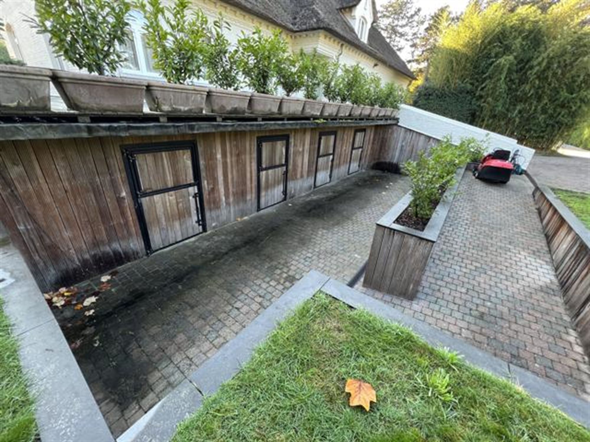 Prachtige villa met 9 slaapkamers en buitenzwembad foto 6