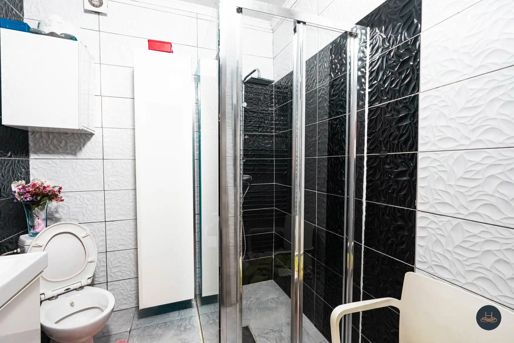 Comfortabele ruime gezinswoning met strategische ligging foto 11