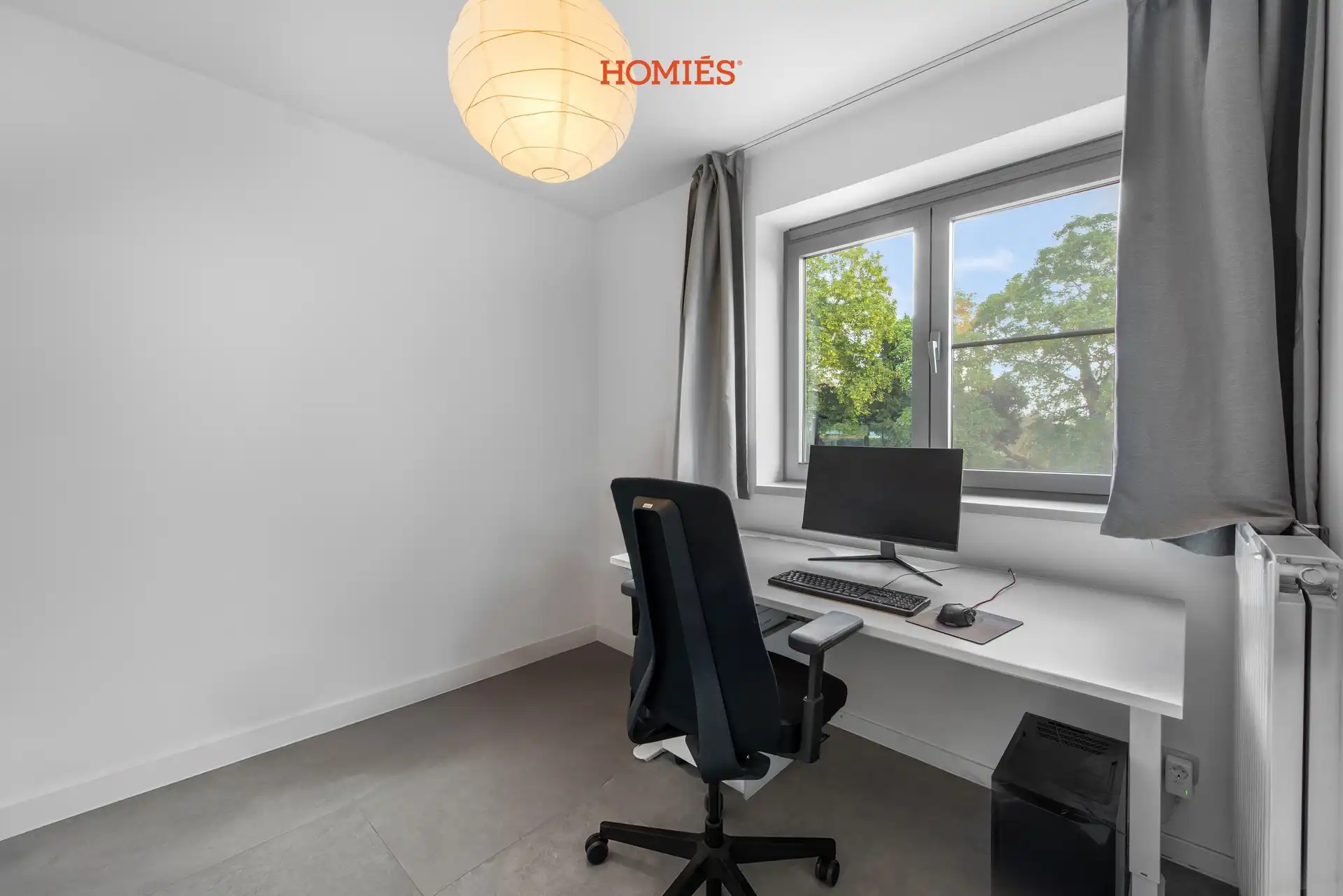 Ruim 2-slaapkamerappartement met terras en staanplaats foto 11