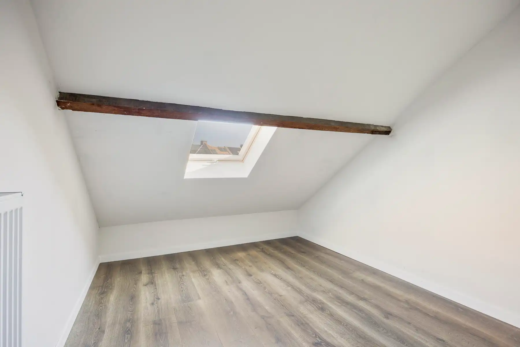 Kloeke en heel ruime instapklare woning! foto 28