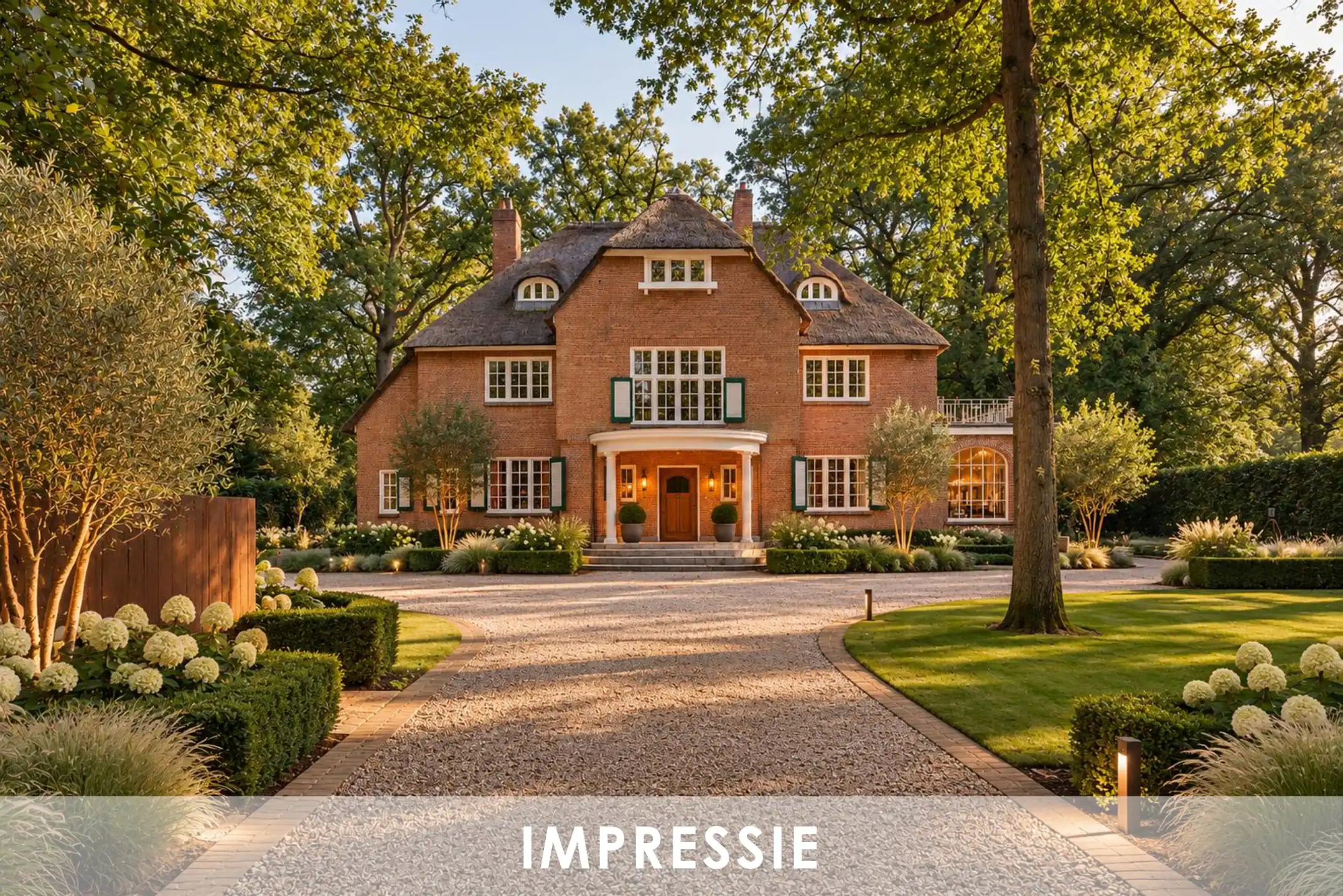 In Vriesdonk, rietgedekte karaktervolle villa met authentieke elementen, prachtige parktuin, hoge plafonds en veel verbouwingspotentieel! &nbsp;Grondoppervlakte &nbsp;is ca. 9127m². foto 4