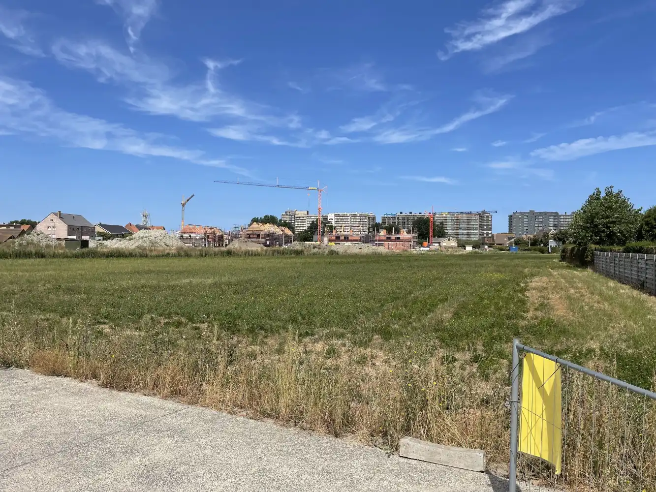 TE KOOP – PERCEEL GROND te Middelkerke foto {{pictureIndex}}