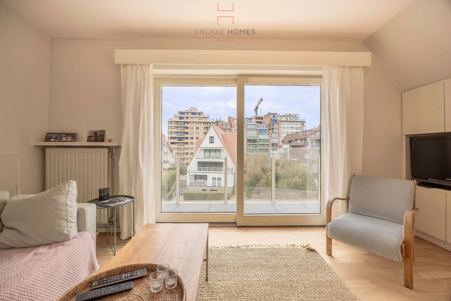 Mooi vakantie-appartement met zongerichte terrassen en open zicht te Duinbergen foto 7