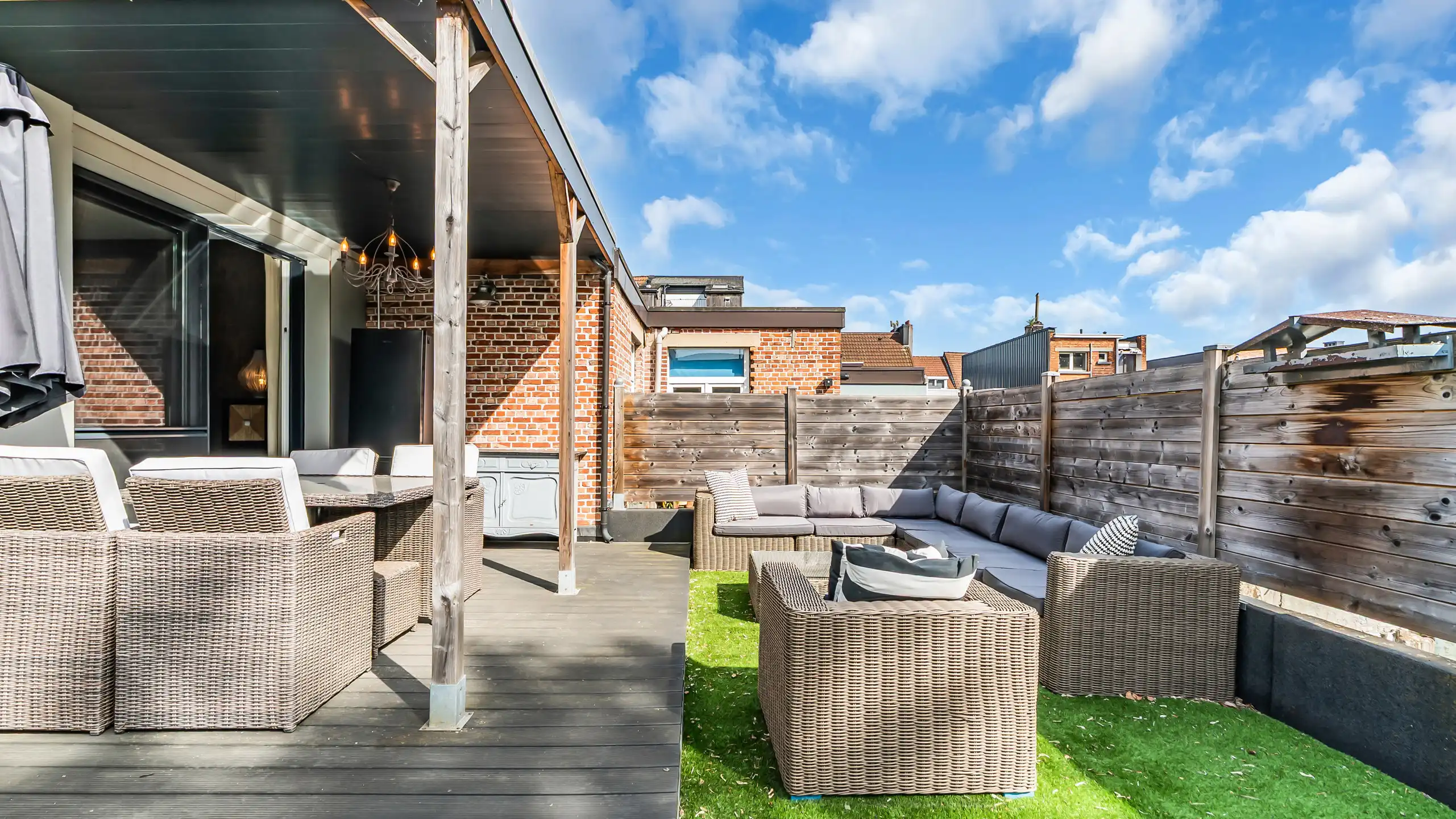 Unieke combinatie van wonen, ondernemen en investeren. foto 10