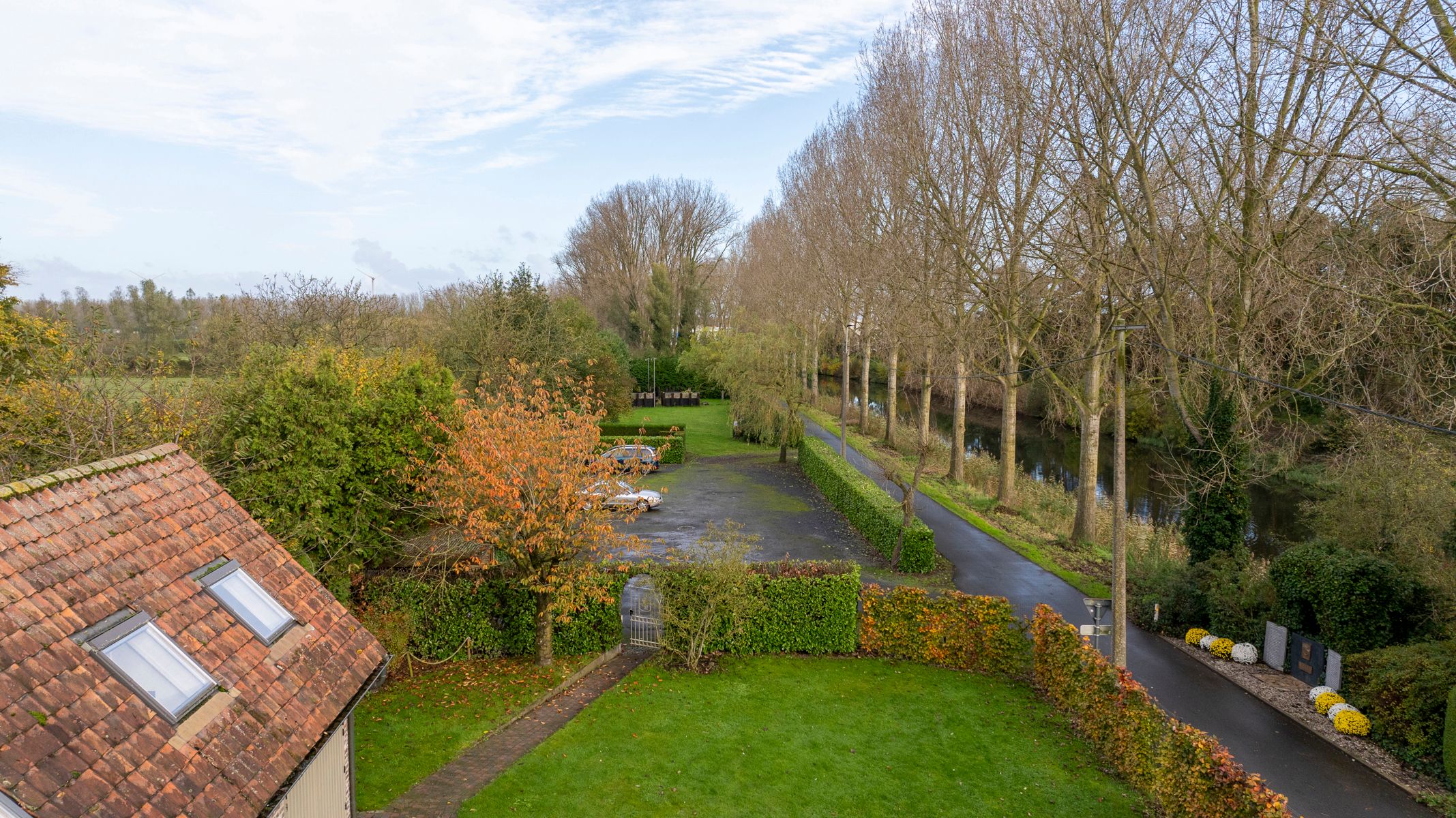 Uniek pand in hoevestijl op 3120 m².  foto 6