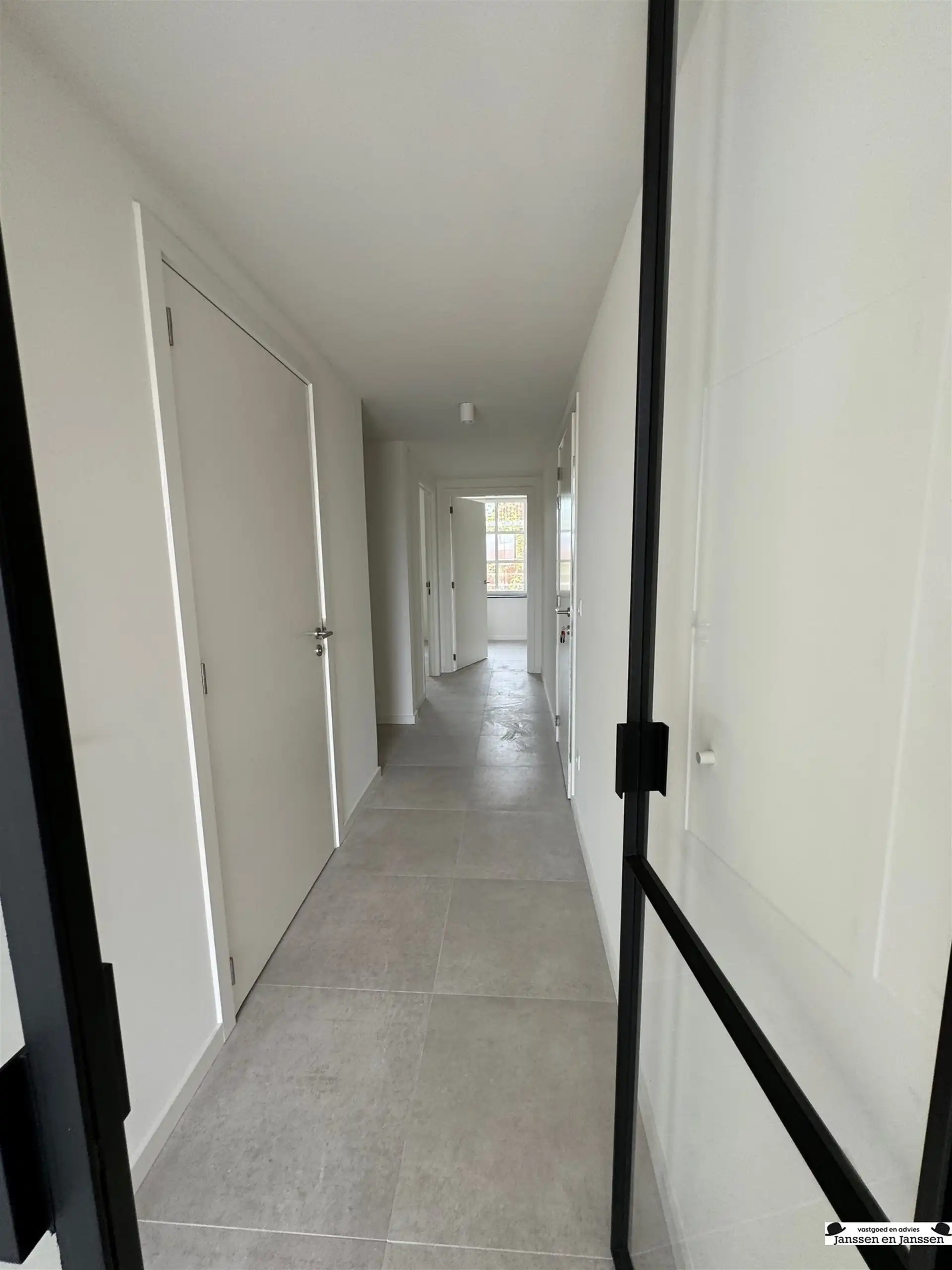 Luxe appartement, centraal gelegen met groot terras, 3 slaapkamers en EPC A foto 7