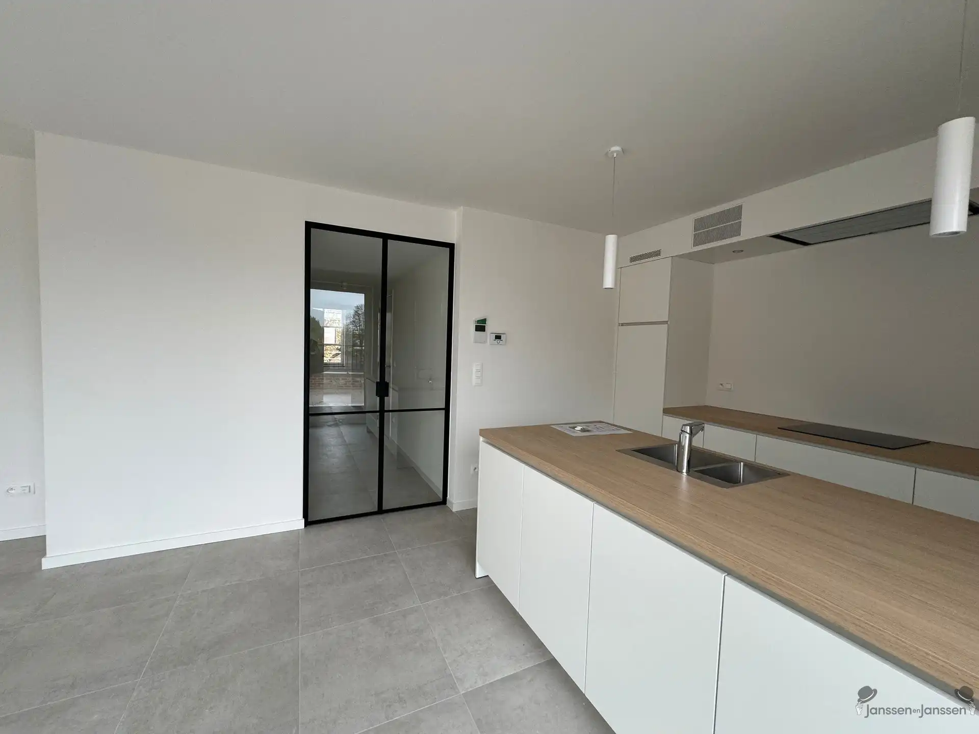 Luxe appartement, centraal gelegen met groot terras, 3 slaapkamers en EPC A foto 7