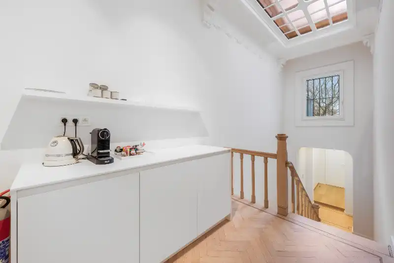 Prestigieus kantoor te huur foto 5