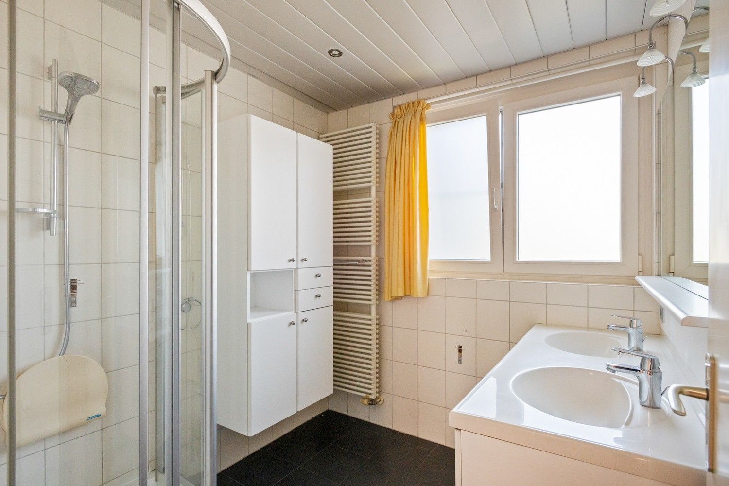 Bel-etage met 3 slaapkamers, een garage en tuin in Borsbeek! foto 21