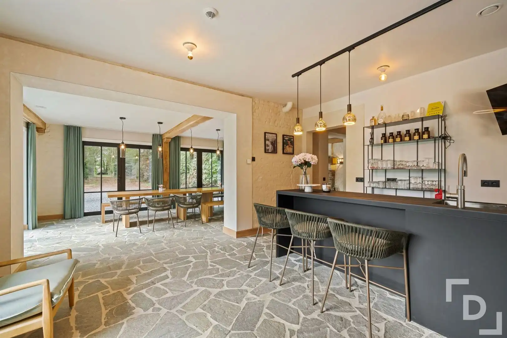 Modern landhuis met riante parktuin op 4,7 ha. foto 3