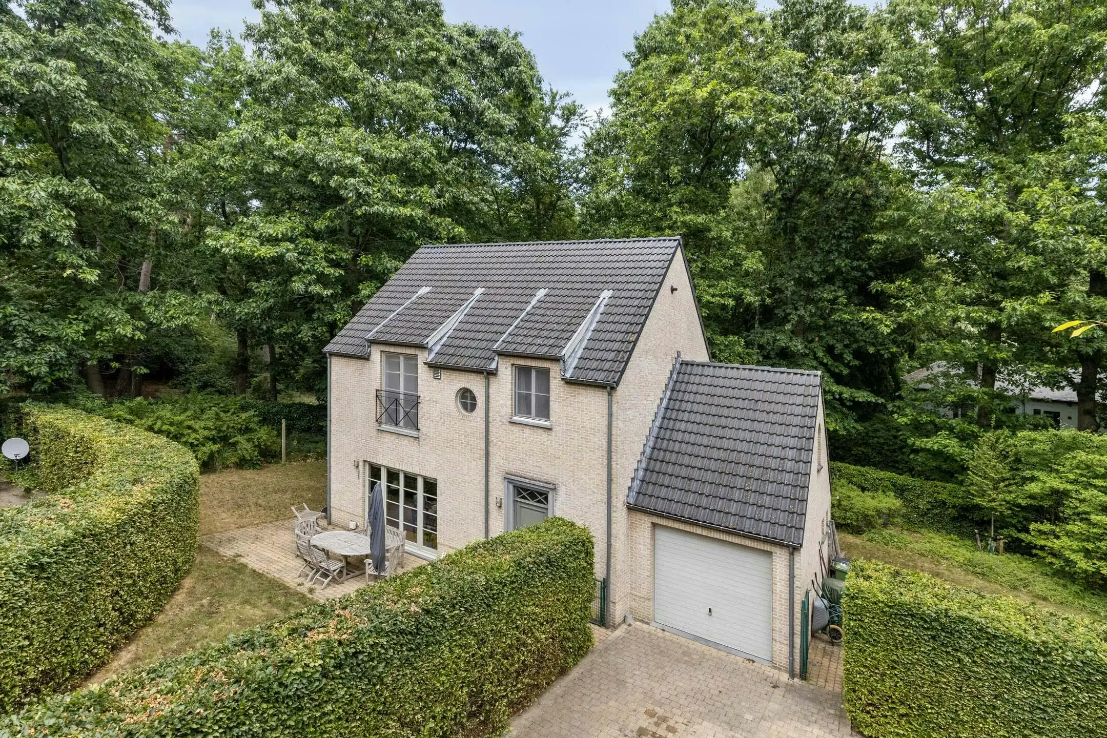 Prachtig huis te koop in een groene omgeving in Kapellen! foto {{pictureIndex}}