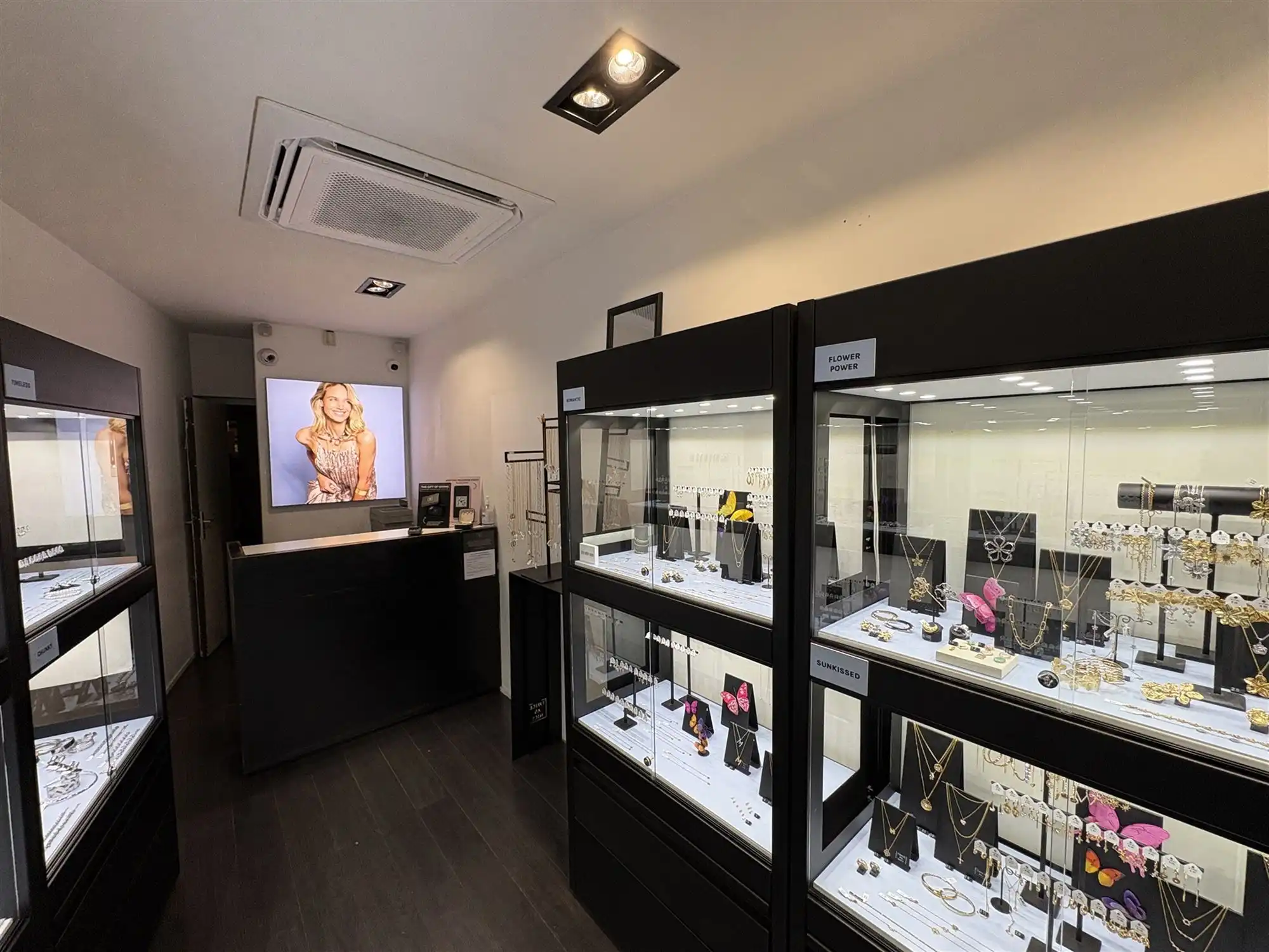 Handelshuis met 1 slaapkamer. foto 6