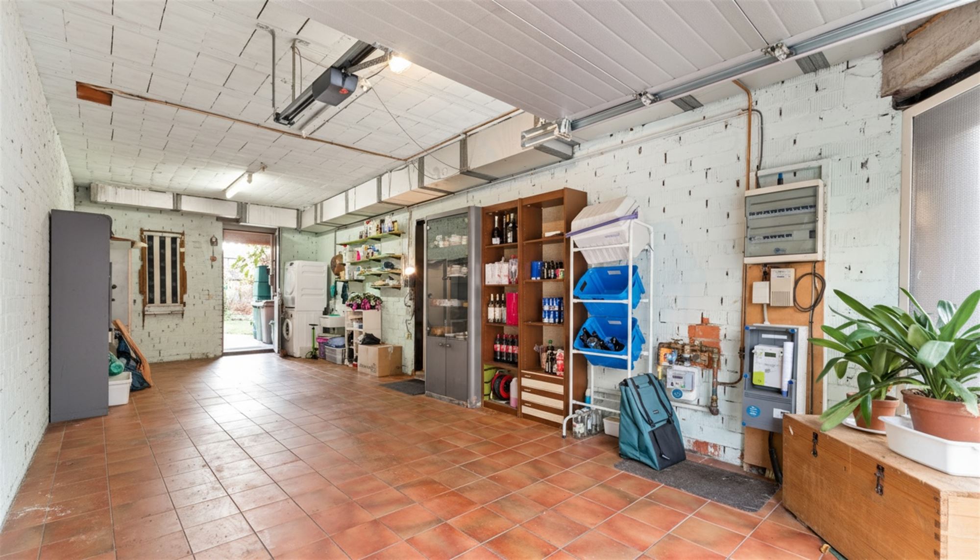 Bel-etage woning met 3 slaapkamers en tuinpoort aan straatkant. foto 19