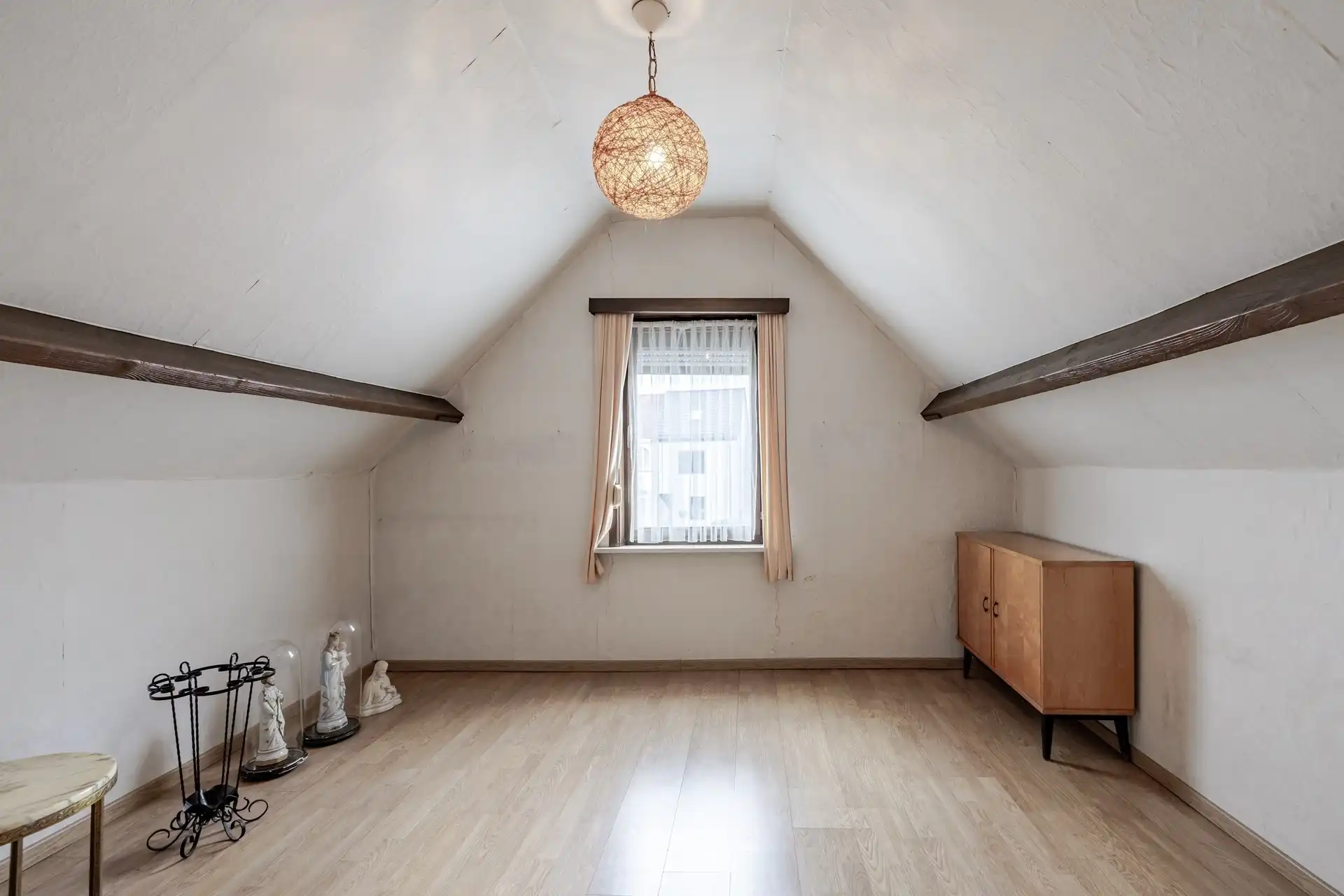 Te renoveren woning op toplocatie! foto 21