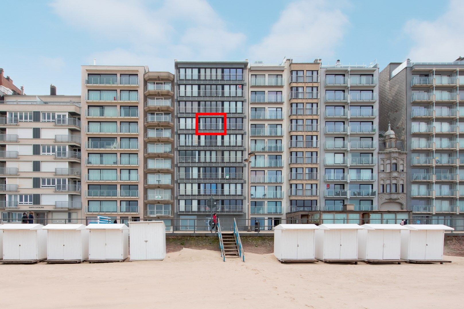 Prachtig afgewerkte studio op de Zeedijk van Middelkerke met aparte slaaphoek foto 11