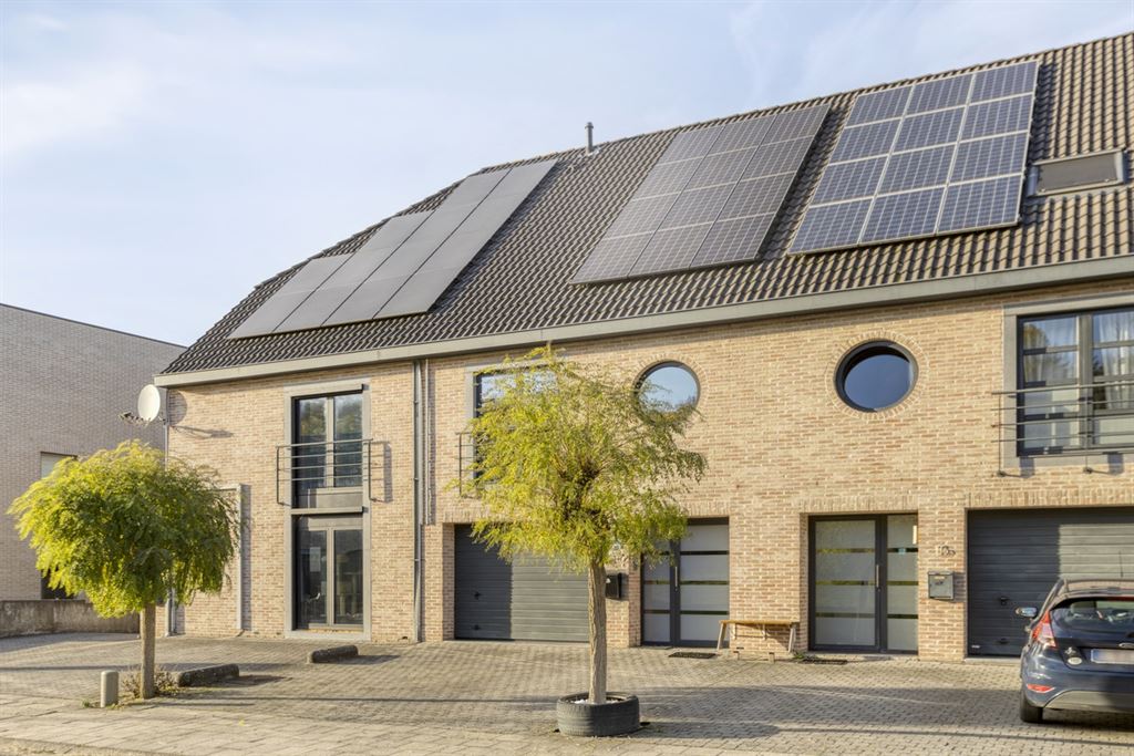 Ruime gezinswoning met tuin in Aarschot.  foto 2