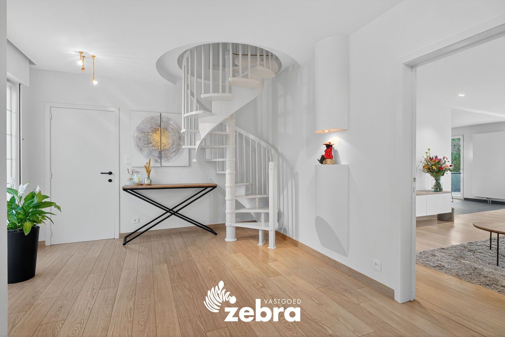 Energiezuinige halfopen bebouwing met zuidwestgerichte tuin te Kortrijk (Marke)! foto 3