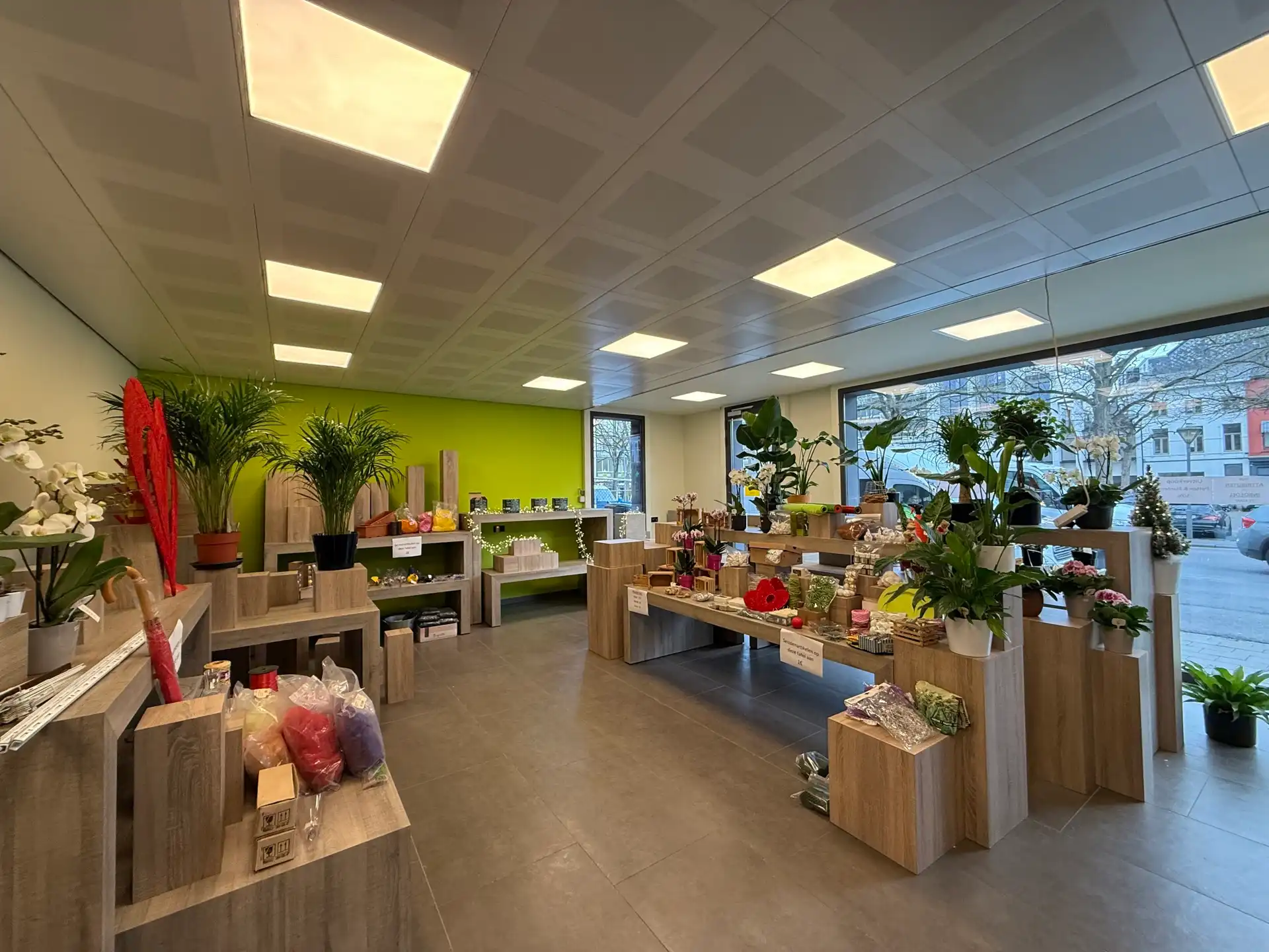 AALST-CENTRUM - Commercieel handelspand met ruim appartement op TOPlocatie. foto 6