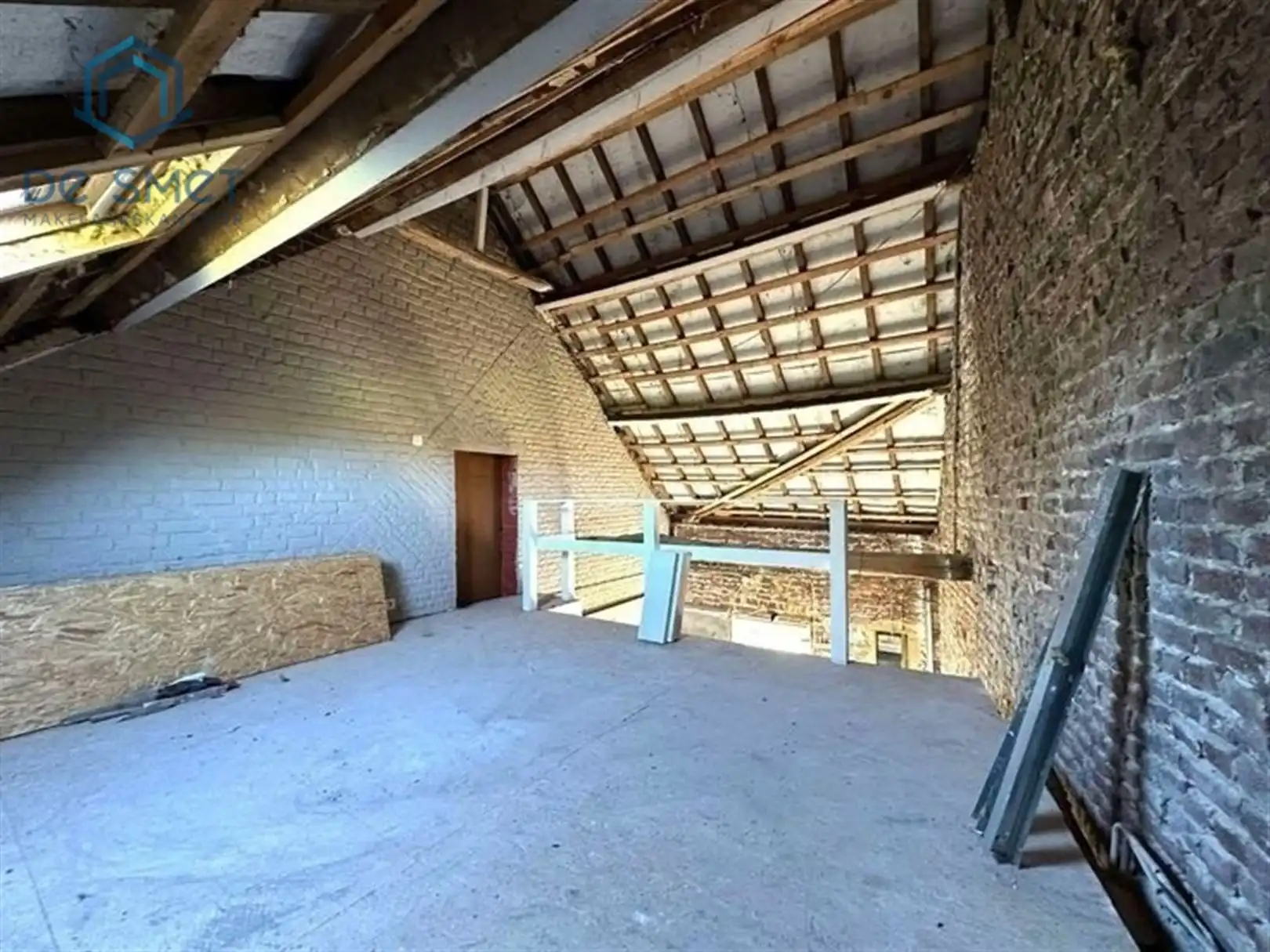 Charmante te renoveren fermette in een rustige, doodlopende straat te Flobecq foto 26