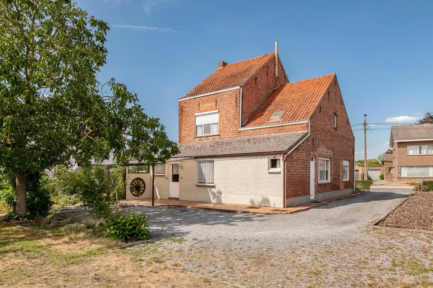 PRACHTIG GELEGEN WONING VLAK BIJ CENTRUM BONHEIDEN foto 26