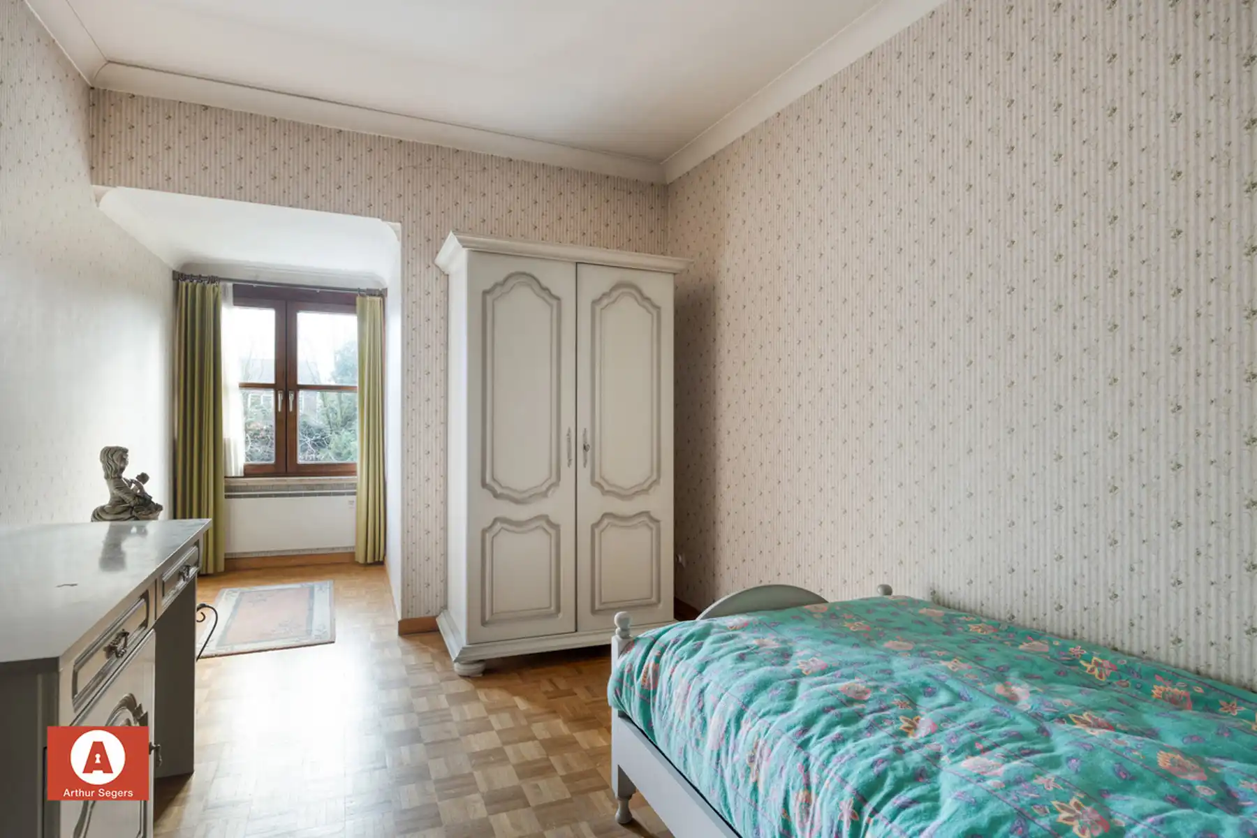 Uitzonderlijk ruime en rustig gelegen villa op 17a 32ca foto 21