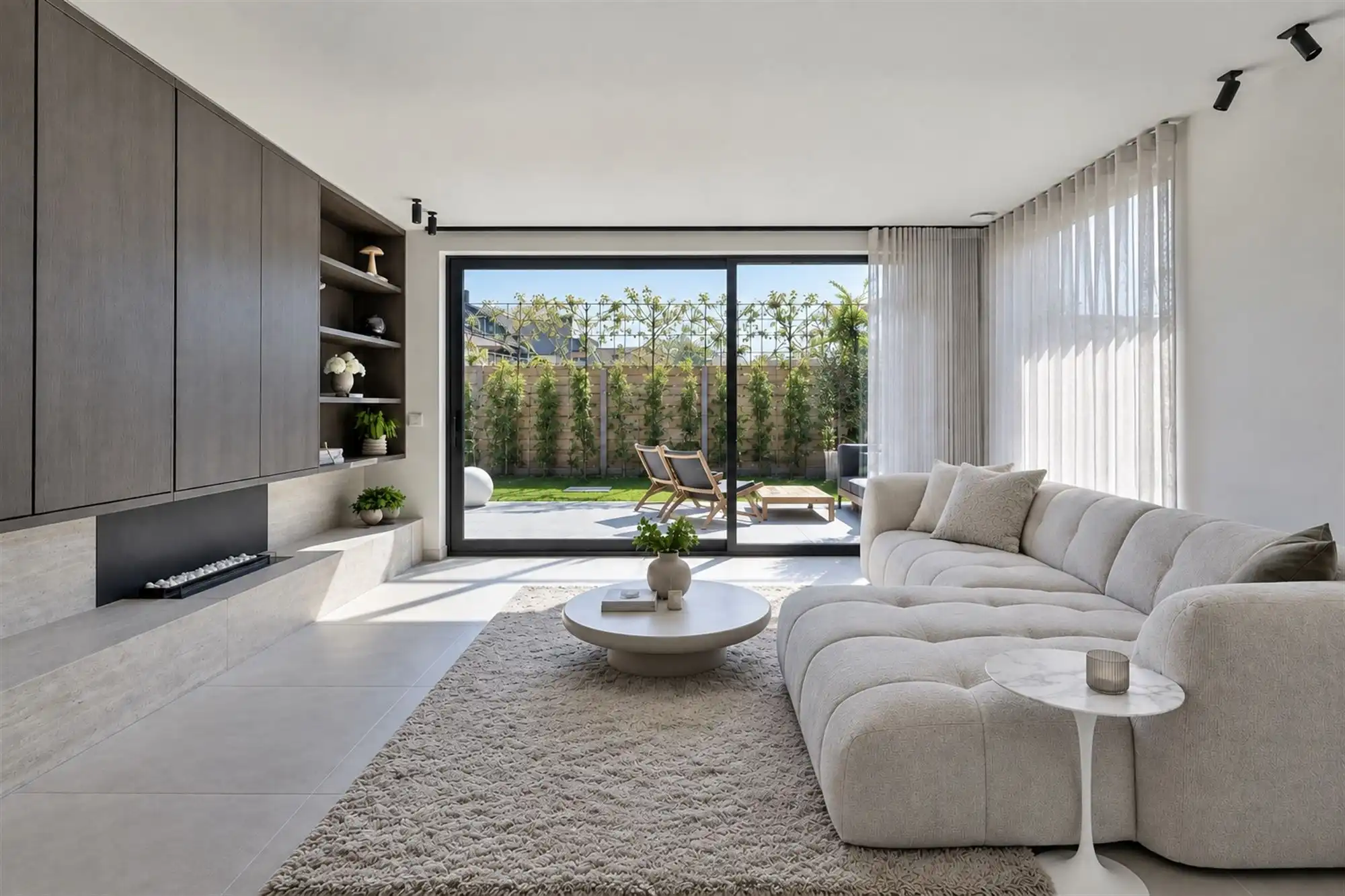 Gelijkvloers wonen met privacy en zonder syndicuskosten! foto 10