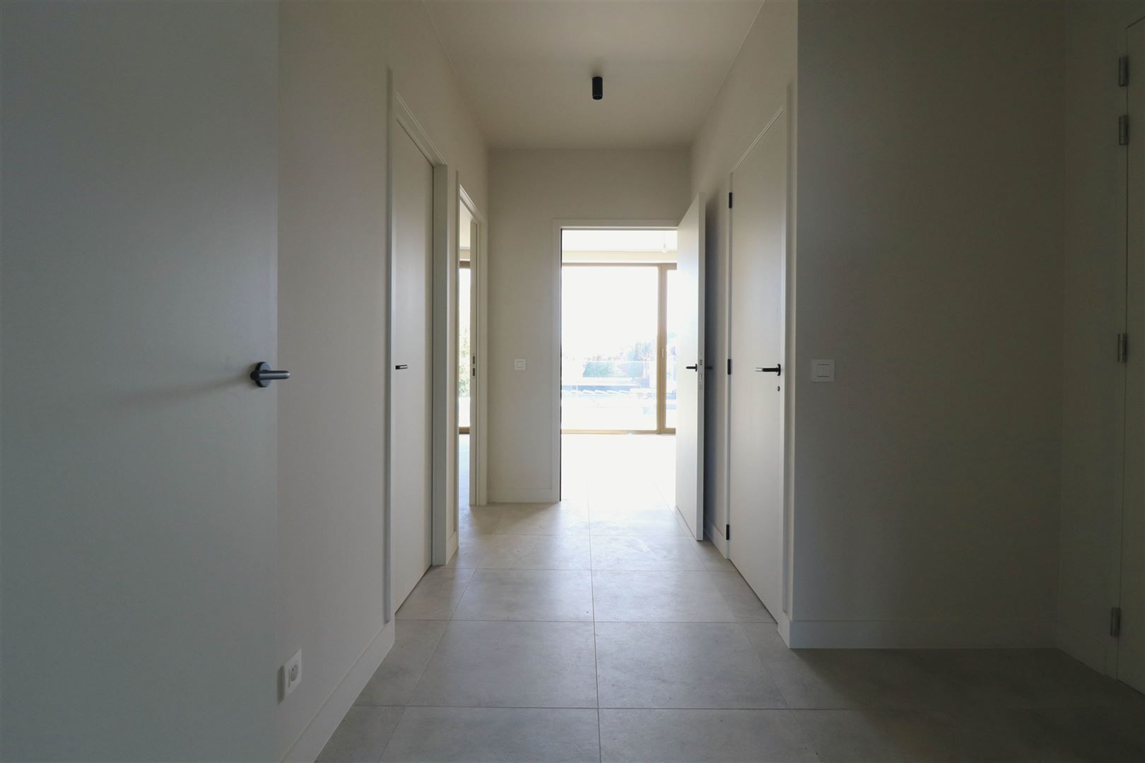 Luxe nieuwbouwappartement met terrassen foto 13