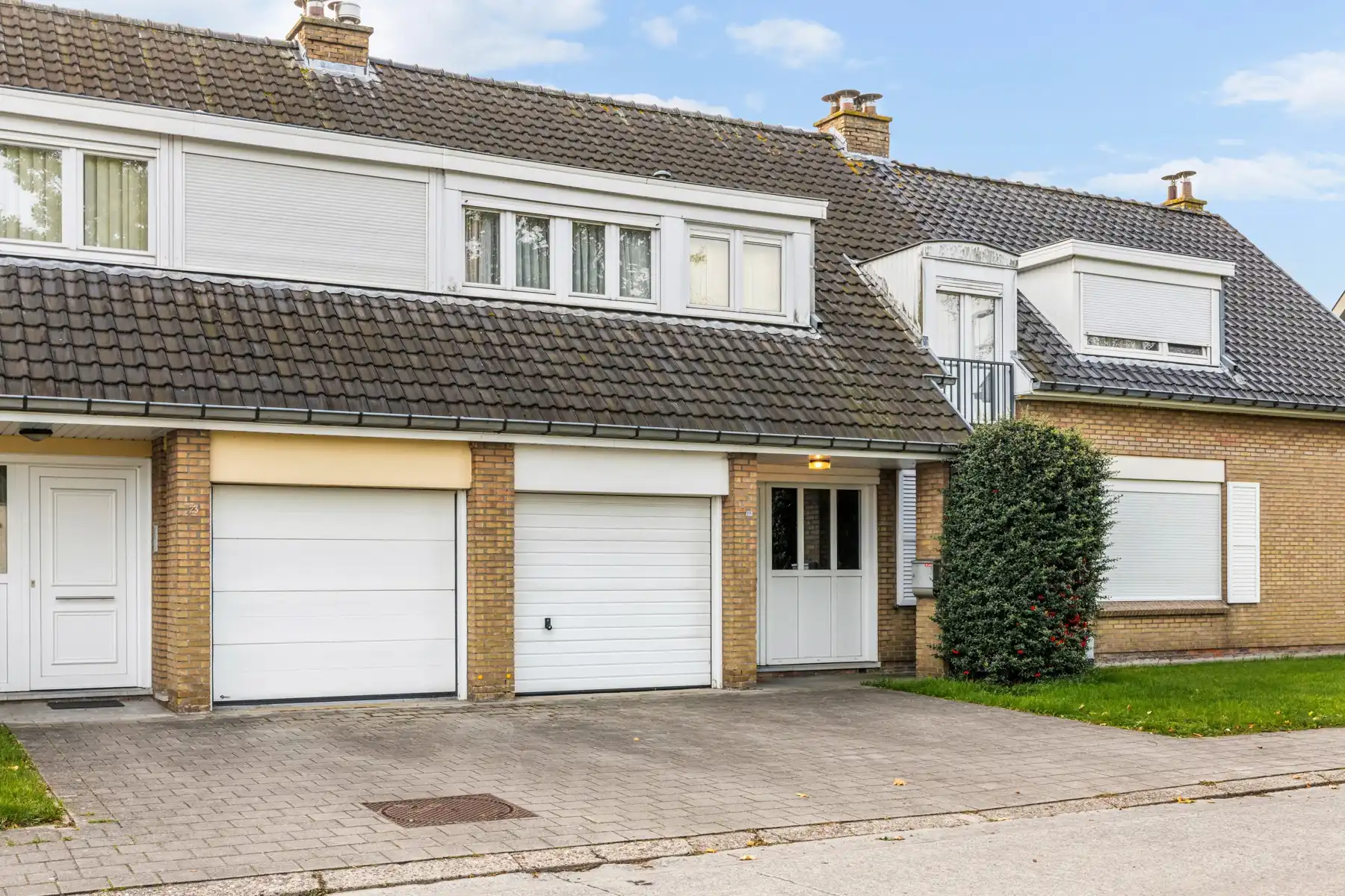 Gezinswoning met 3 slaapkamers en garage in Sint-Michiels foto 31