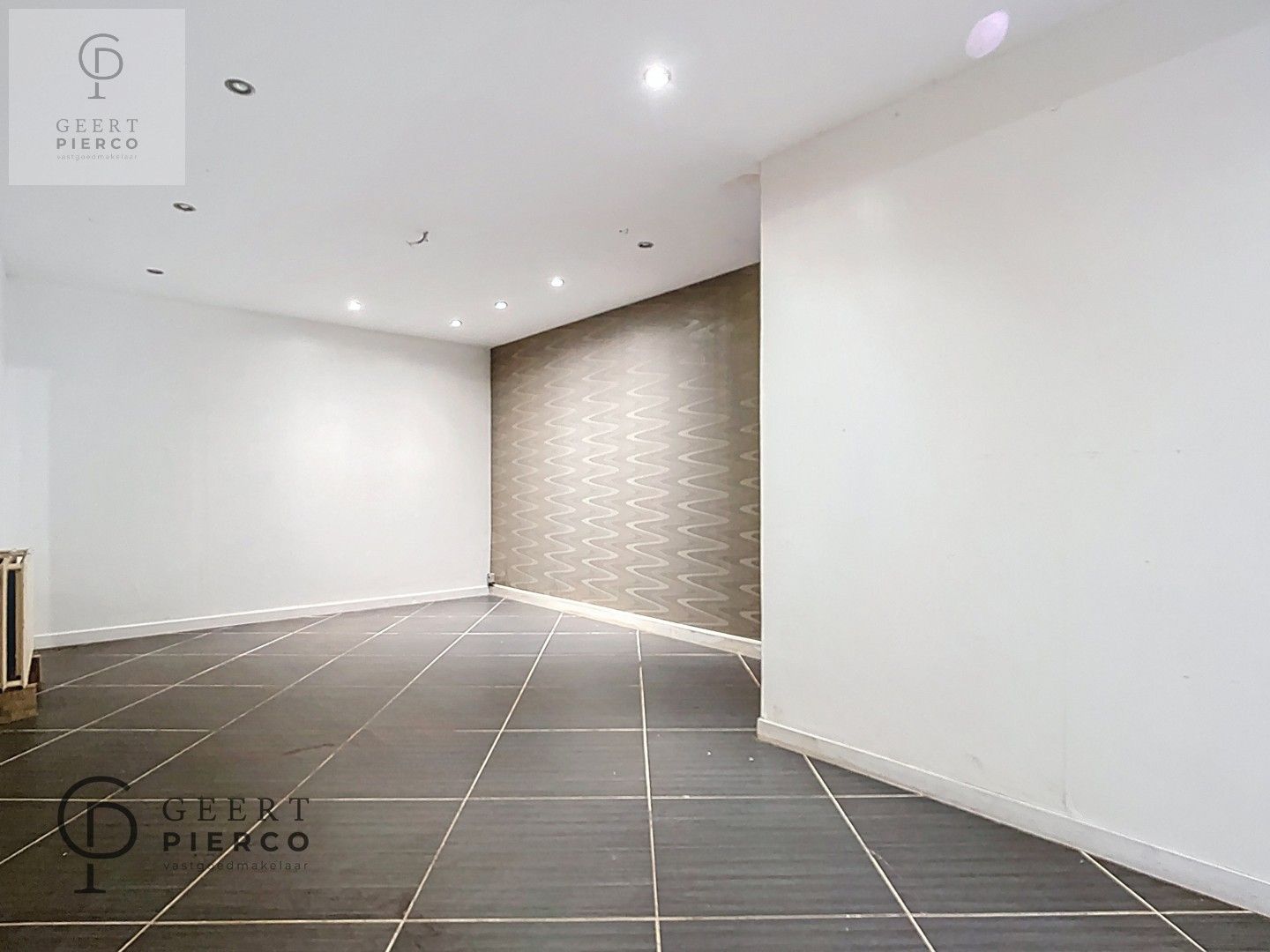 Handelszaak met woonst foto 12