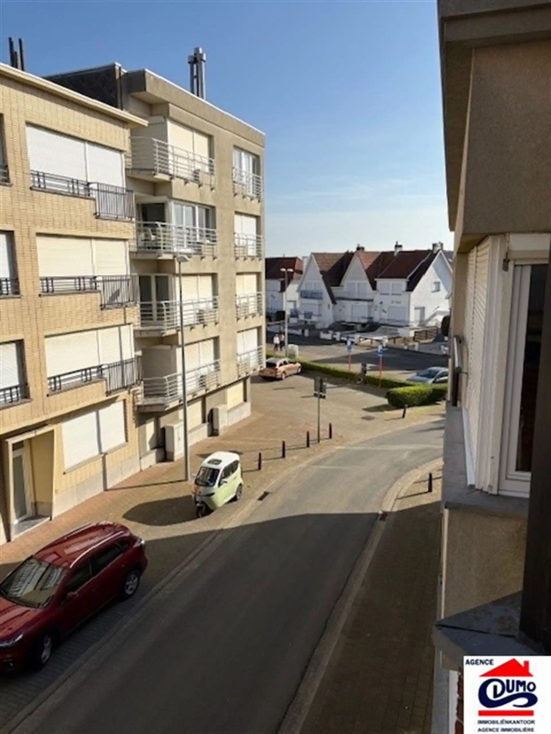 Instapklaar appartement met 2 slpk, lateraal zeezicht foto 4
