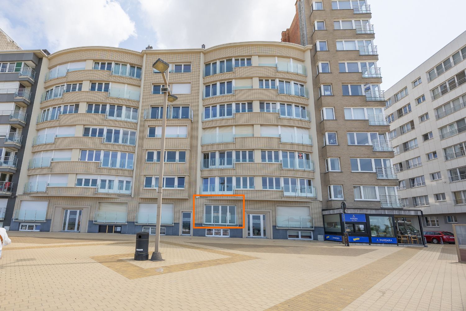 Instapklaar appartement met frontaal zeezicht te koop in Middelkerke foto 5
