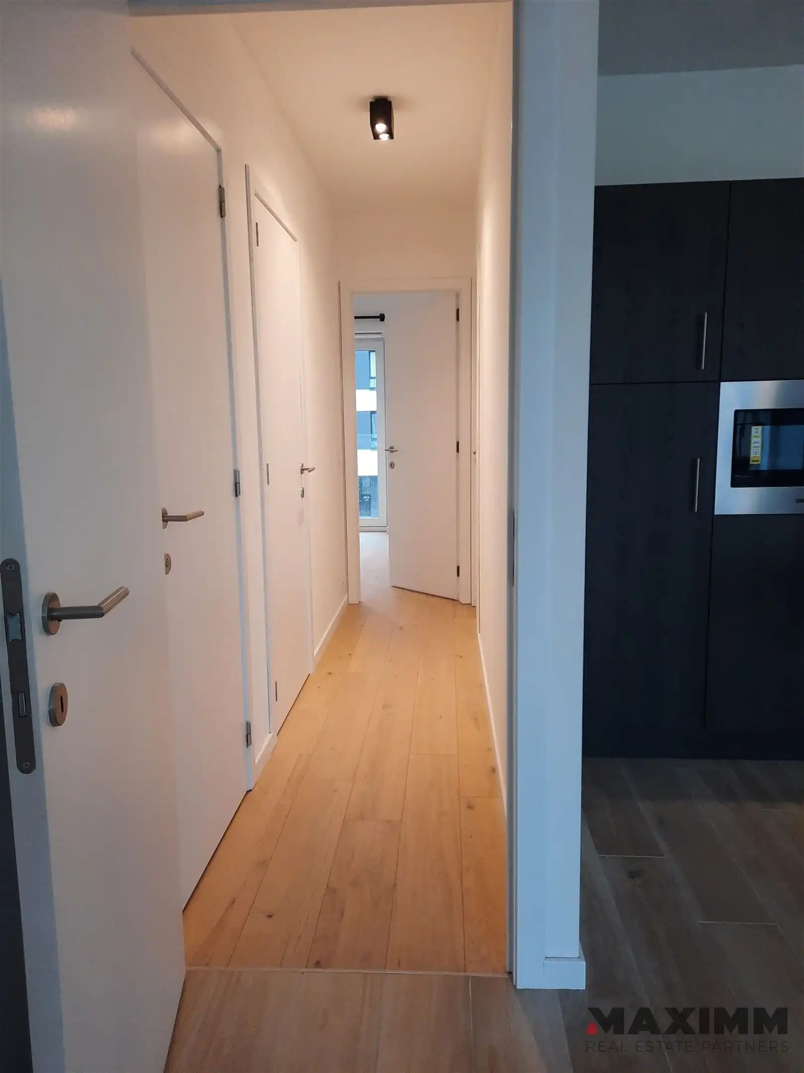 Comfortabel wonen in een park met alle faciliteiten van de stad nabij foto 10