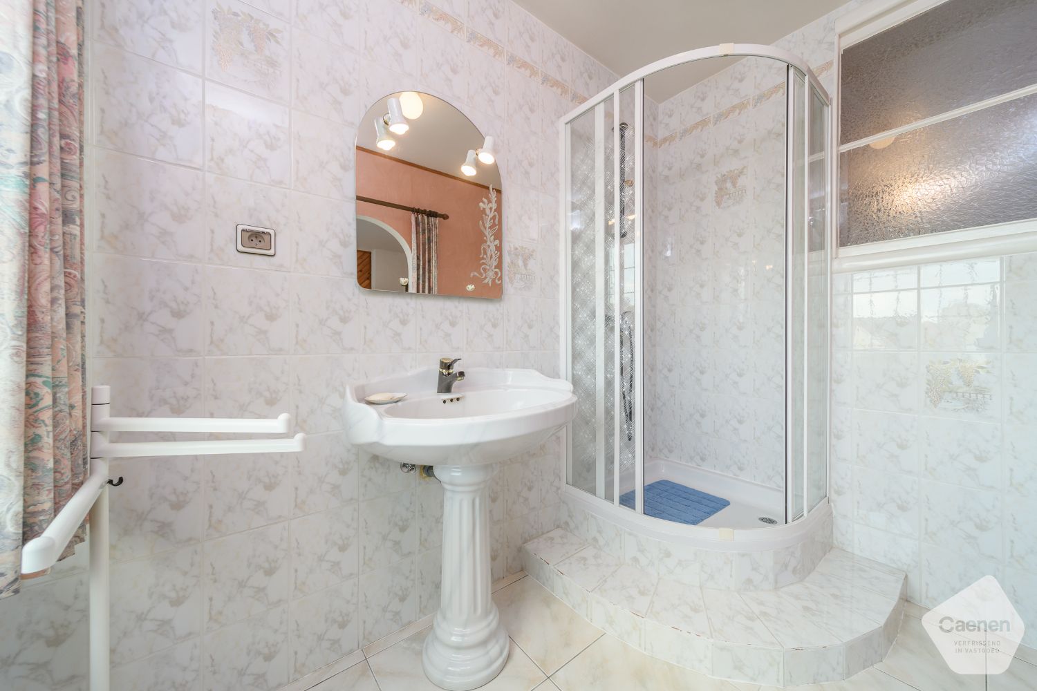 Verrassend ruime woning op toplocatie in De Panne – vlakbij Markt en invalswegen! foto 9